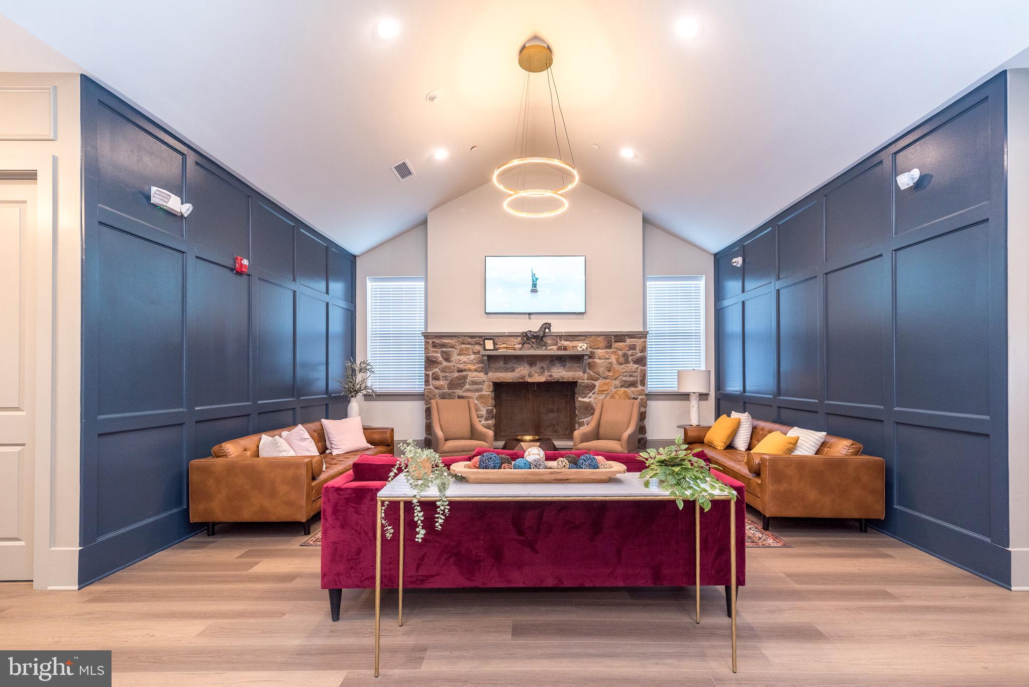 NESHAMINY FALLS - Residential