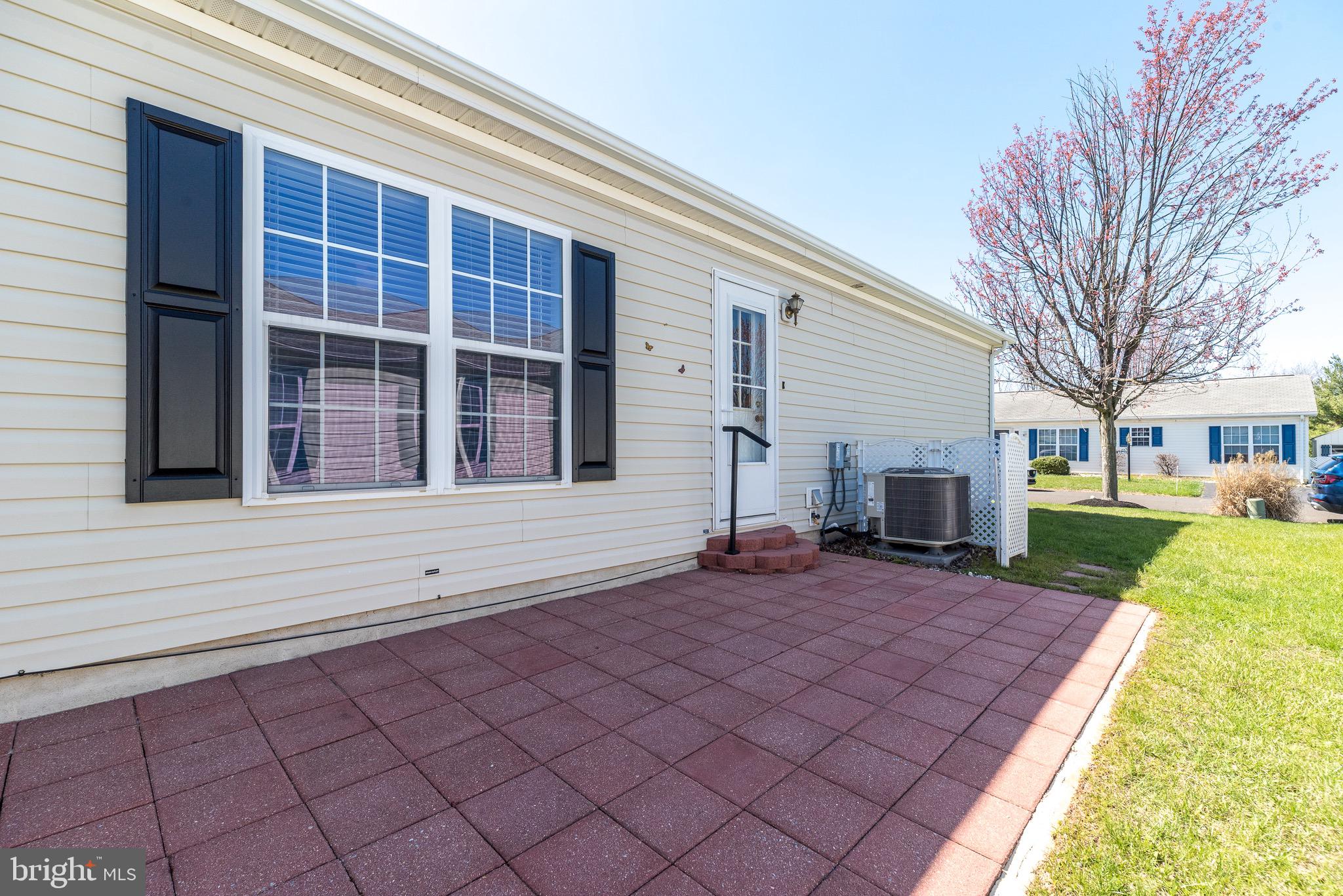 NESHAMINY FALLS - Residential