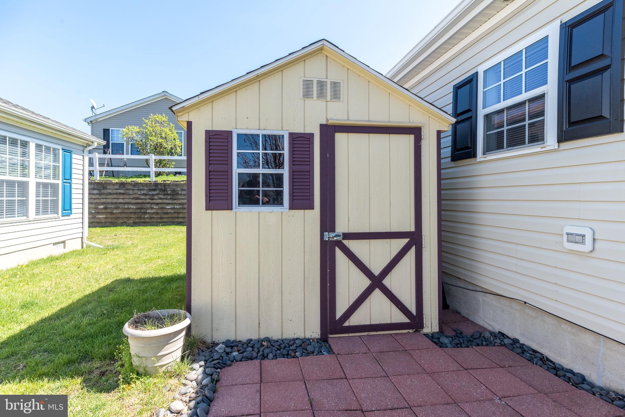 NESHAMINY FALLS - Residential