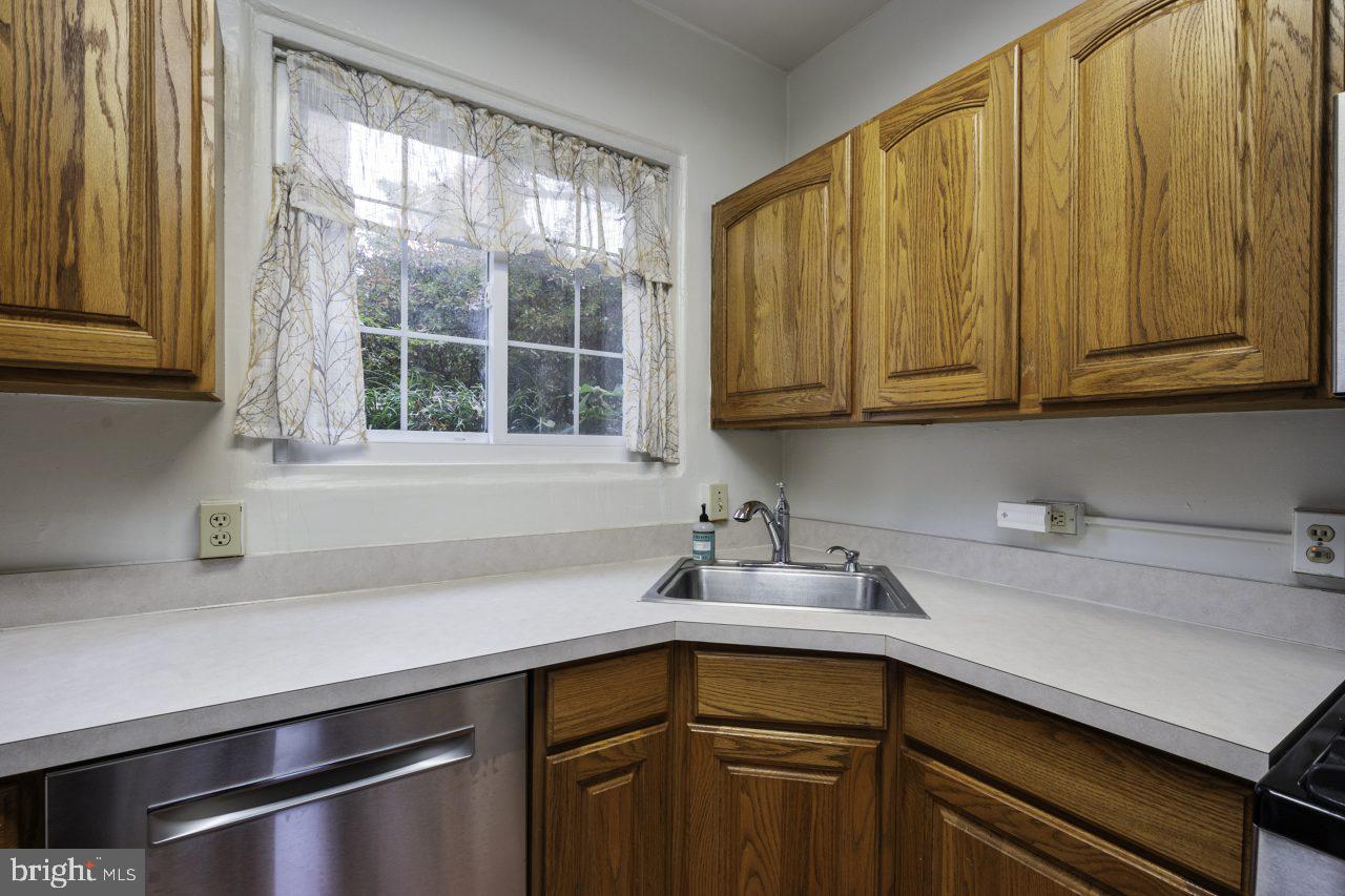 PARKFAIRFAX - Residential Lease