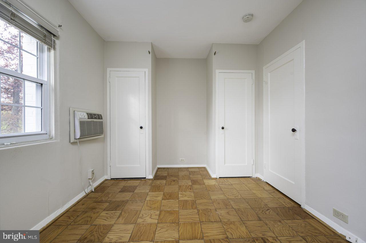 PARKFAIRFAX - Residential Lease