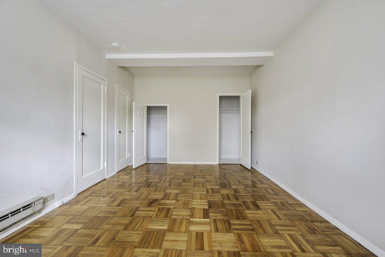 PARKFAIRFAX - Residential Lease