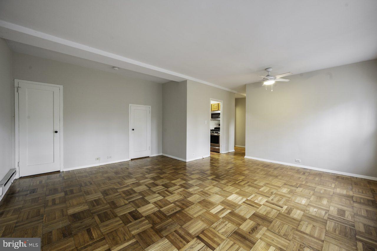 PARKFAIRFAX - Residential Lease