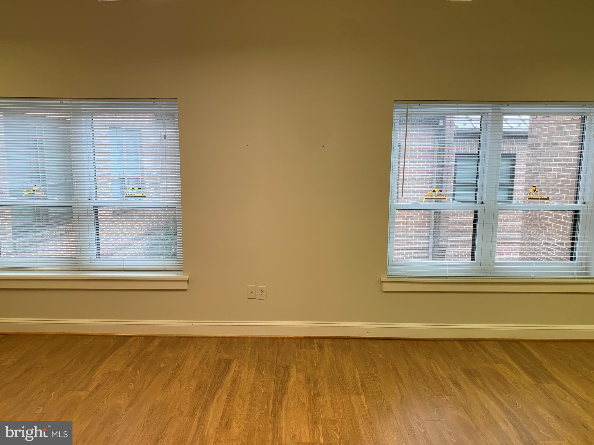 DOMINION OFFICE PARK - Commercial Lease