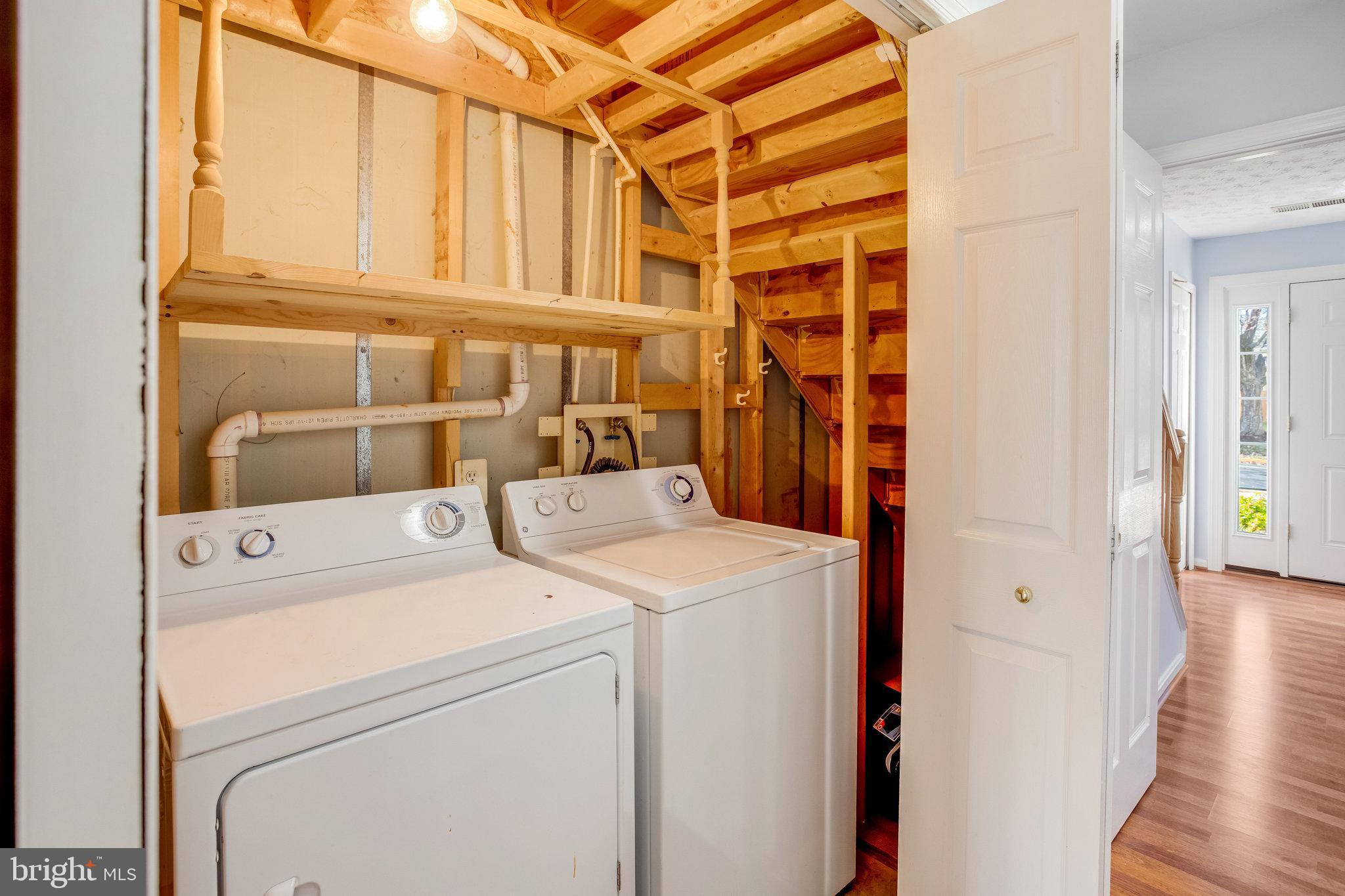 PARK RIDGE - Residential Lease