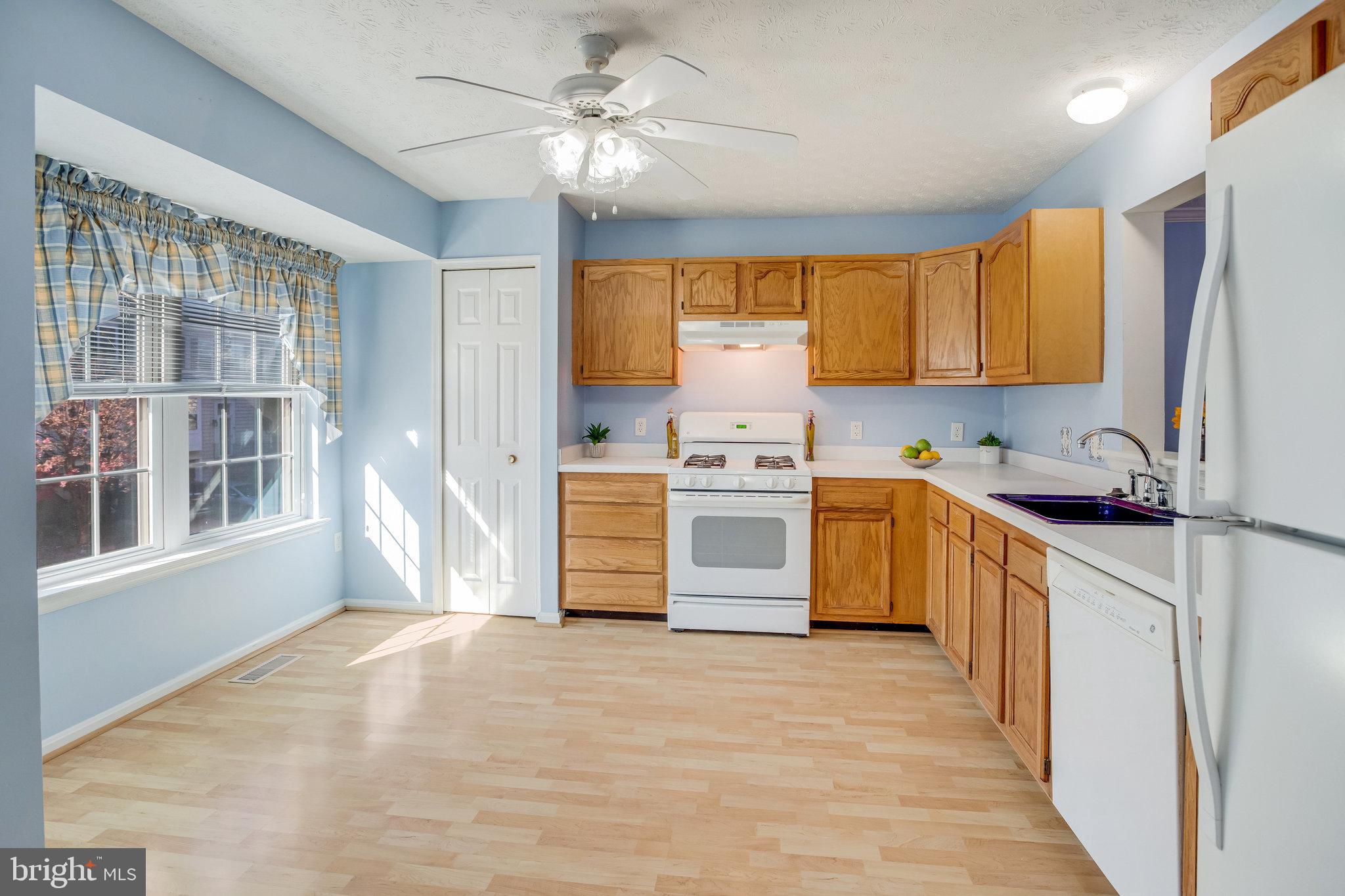 PARK RIDGE - Residential Lease