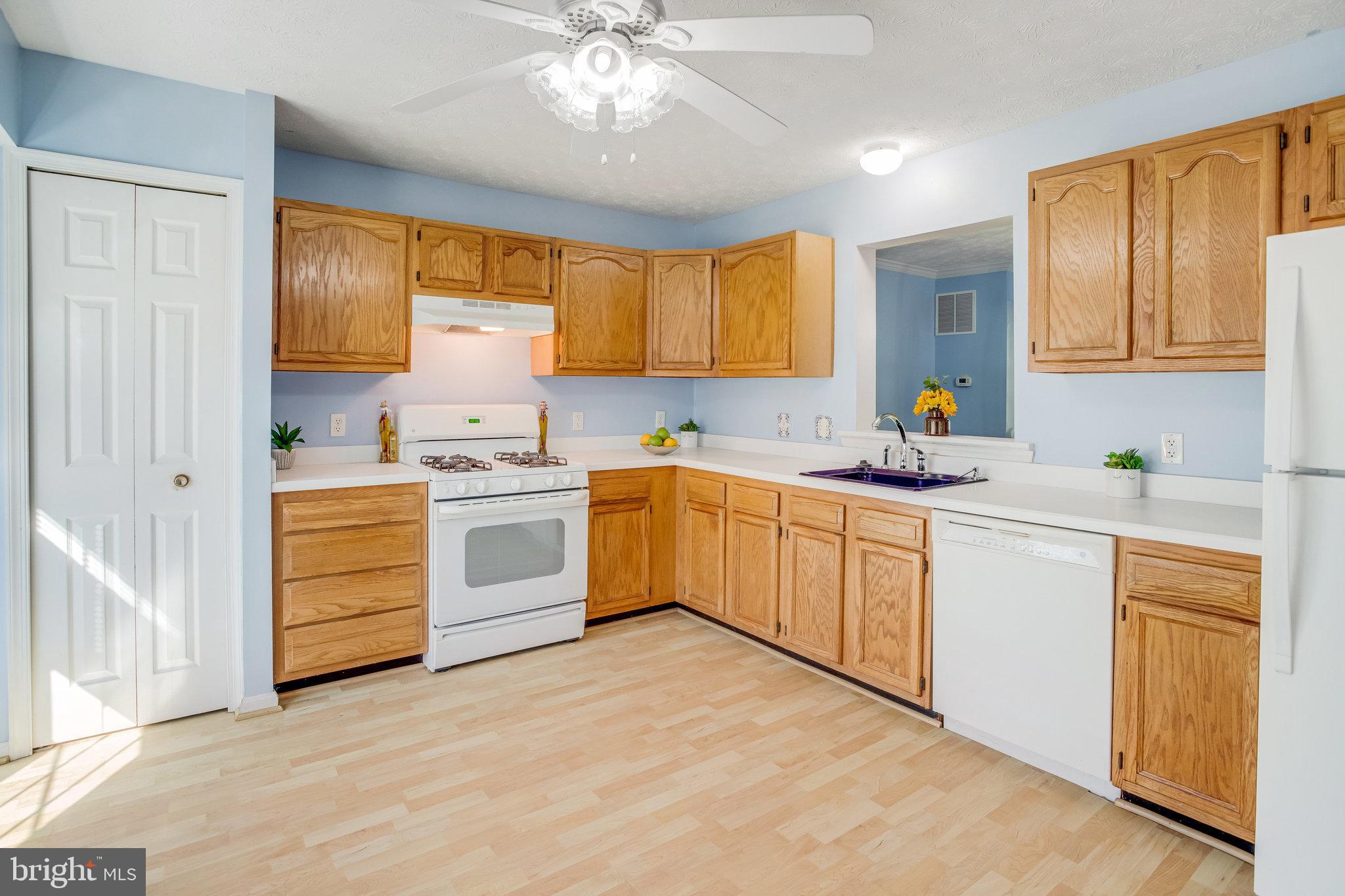 PARK RIDGE - Residential Lease