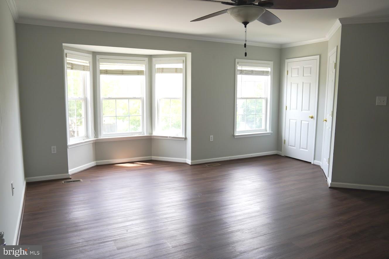 COUNTY GREEN - Residential