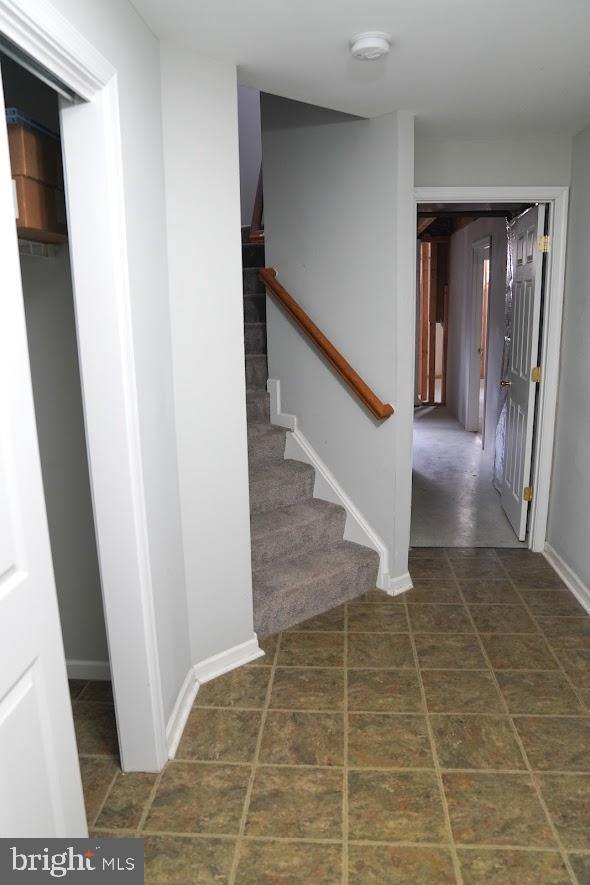 COUNTY GREEN - Residential