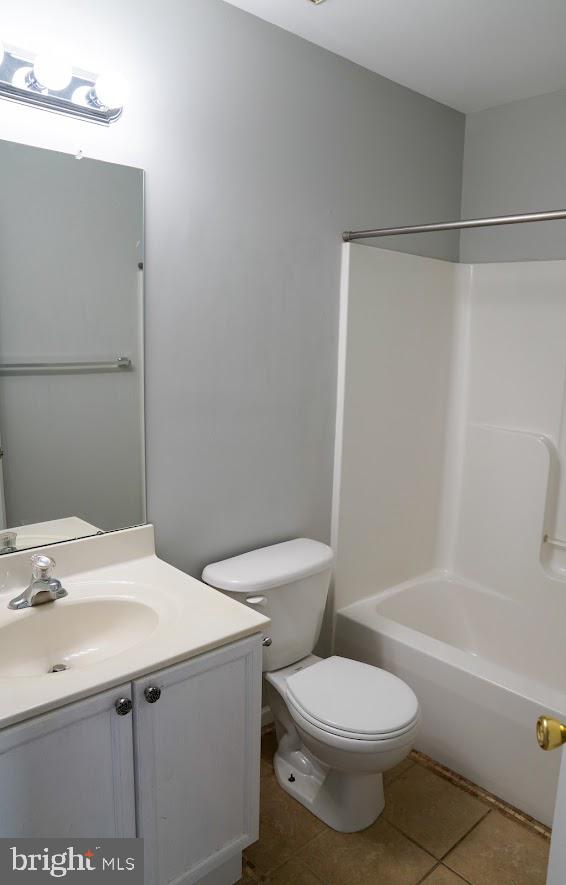 COUNTY GREEN - Residential