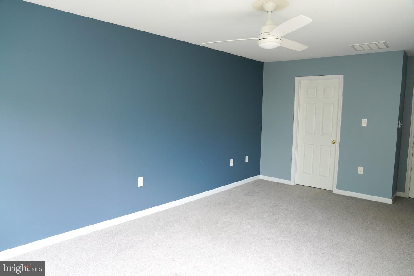 COUNTY GREEN - Residential