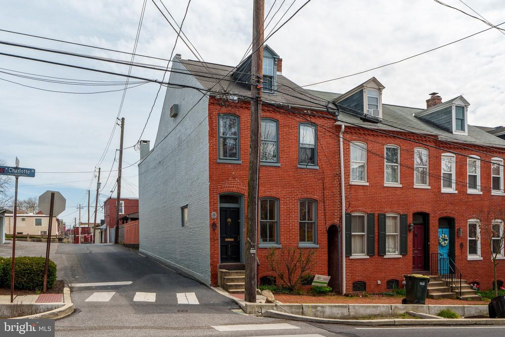 Photo of 125 N Charlotte Street, Lancaster, PA 17603 (MLS # PALA2049368)