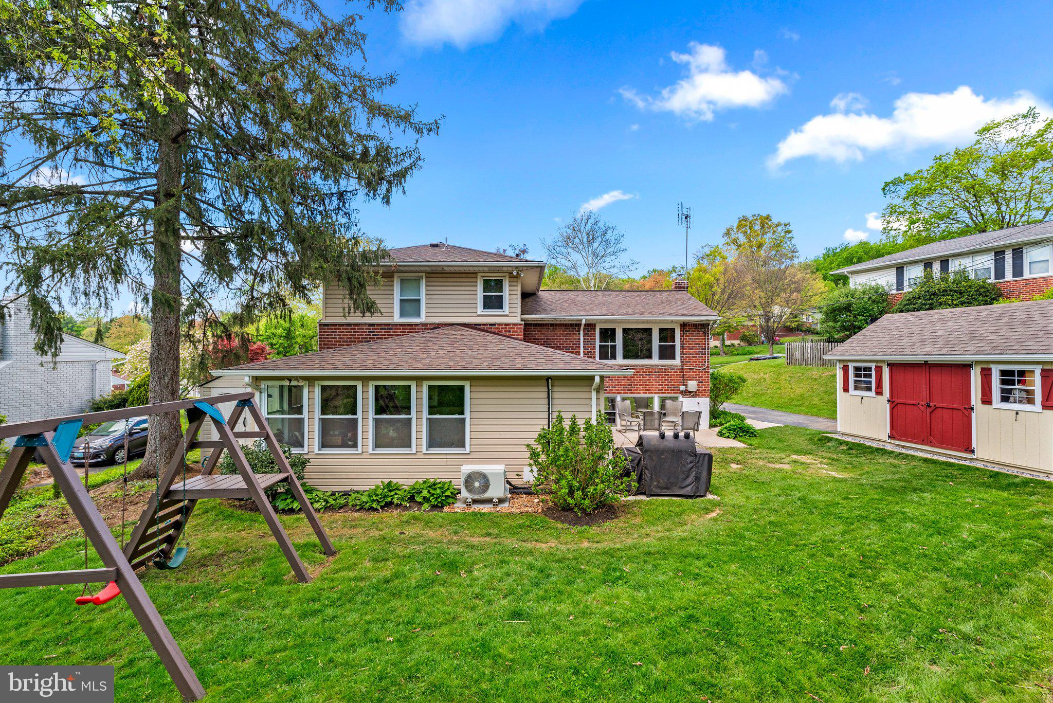 CAMPUS HILLS - Residential