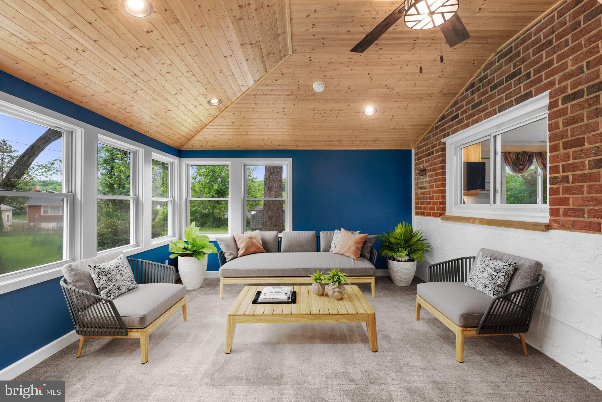 CAMPUS HILLS - Residential