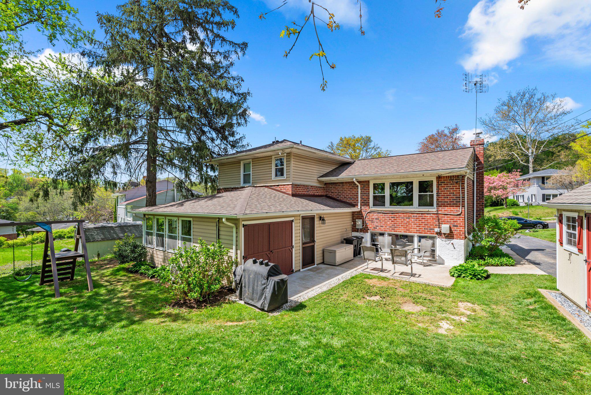 CAMPUS HILLS - Residential