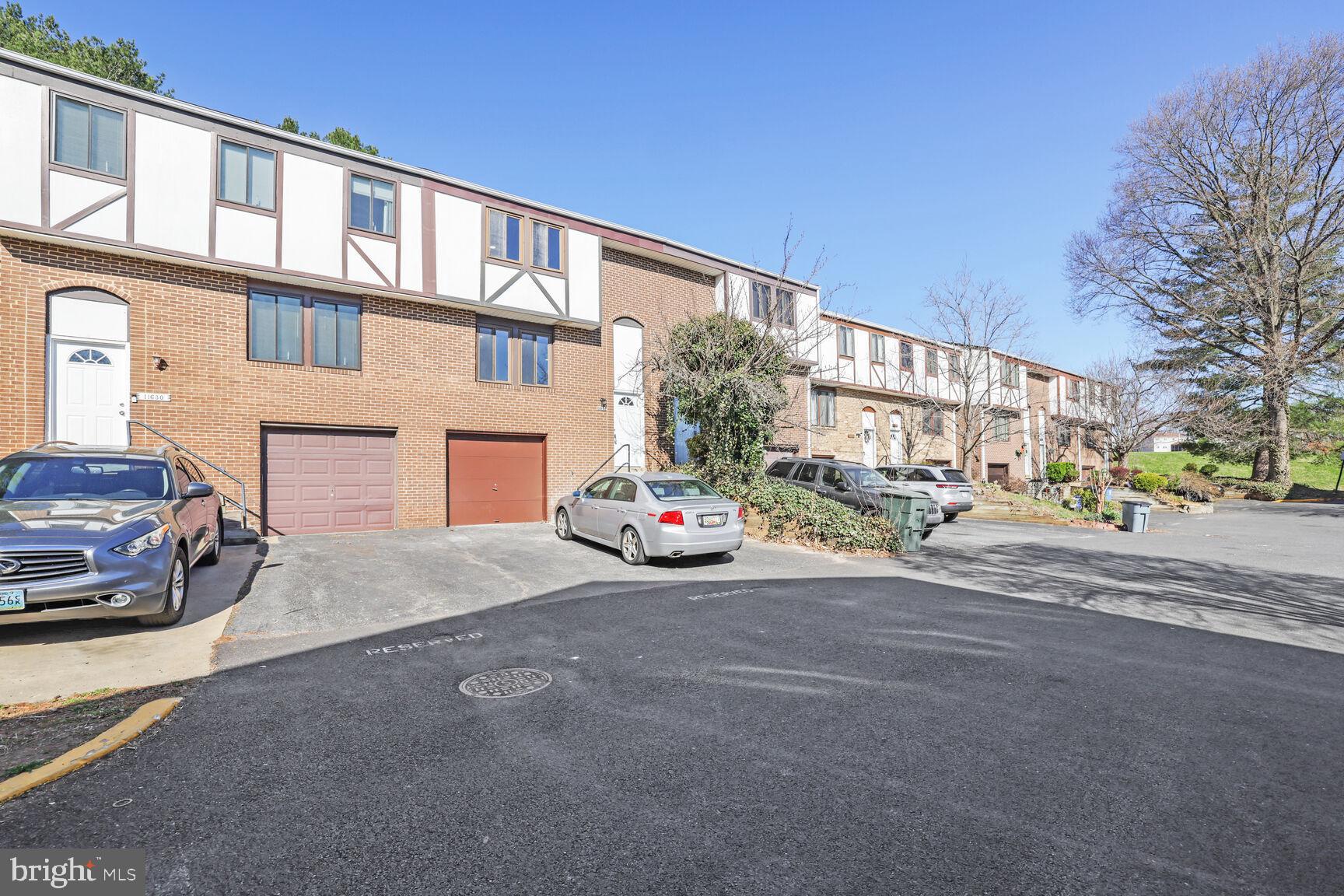 FOX CHAPEL - Residential