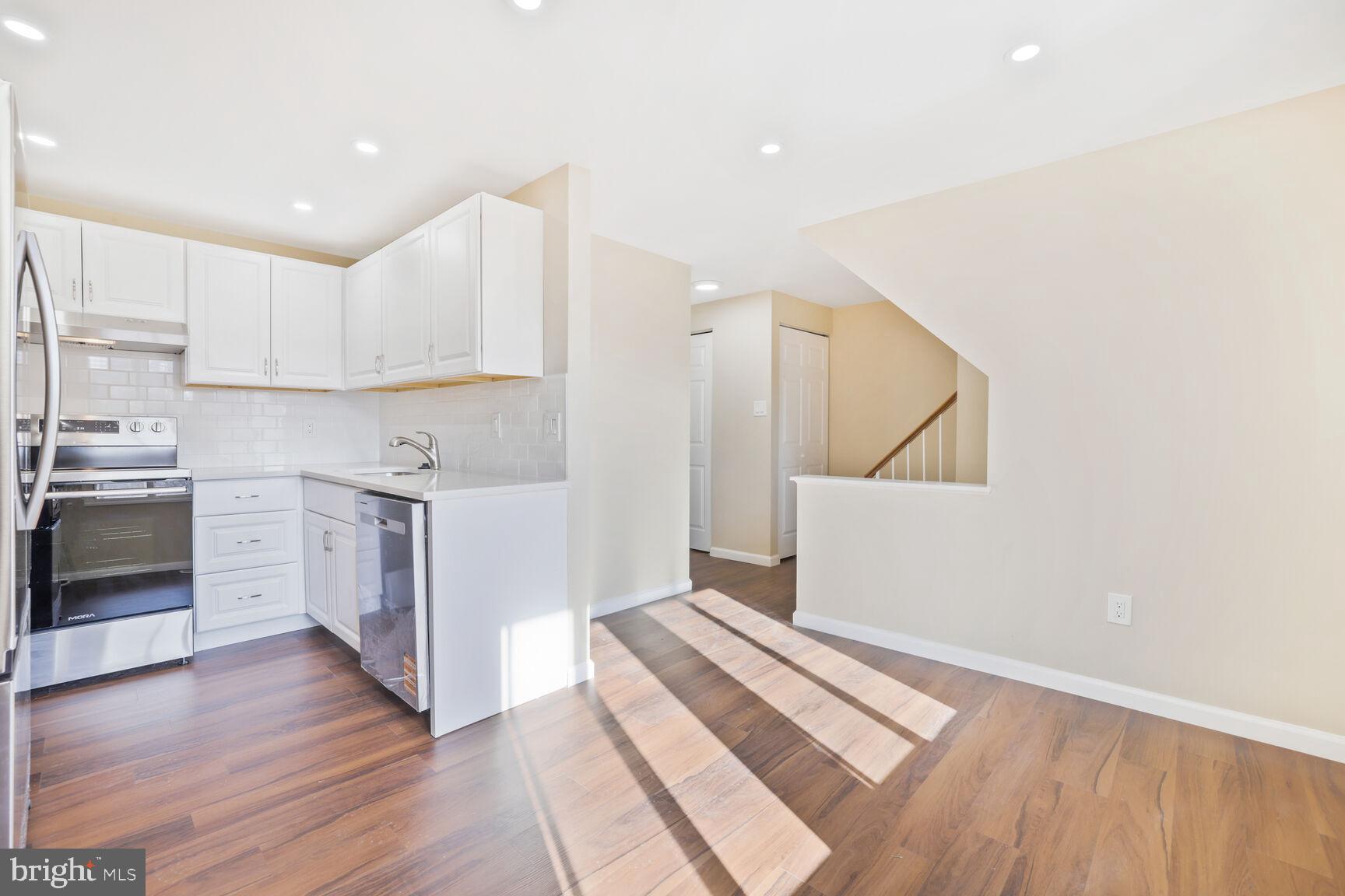 FOX CHAPEL - Residential