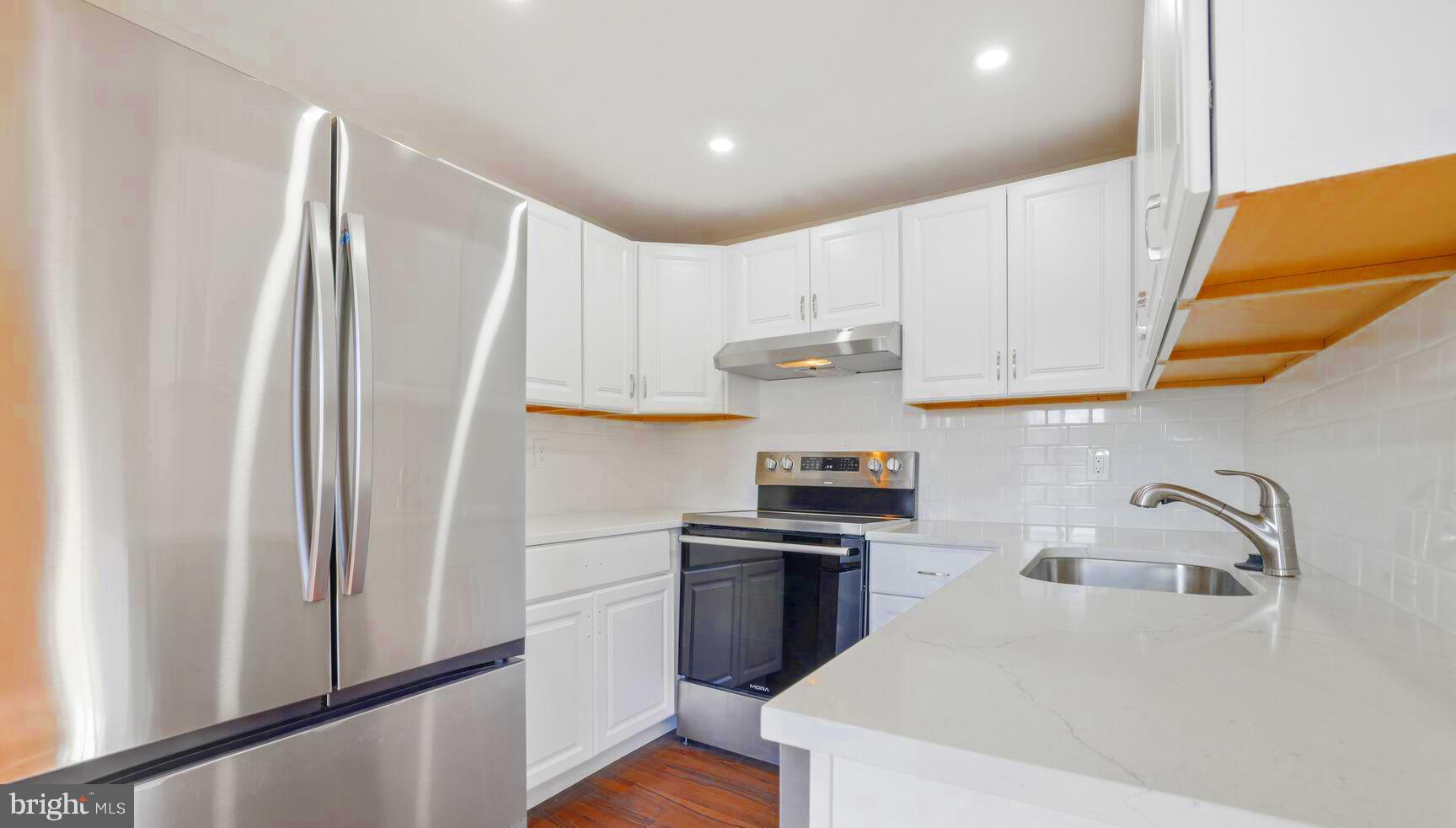 FOX CHAPEL - Residential