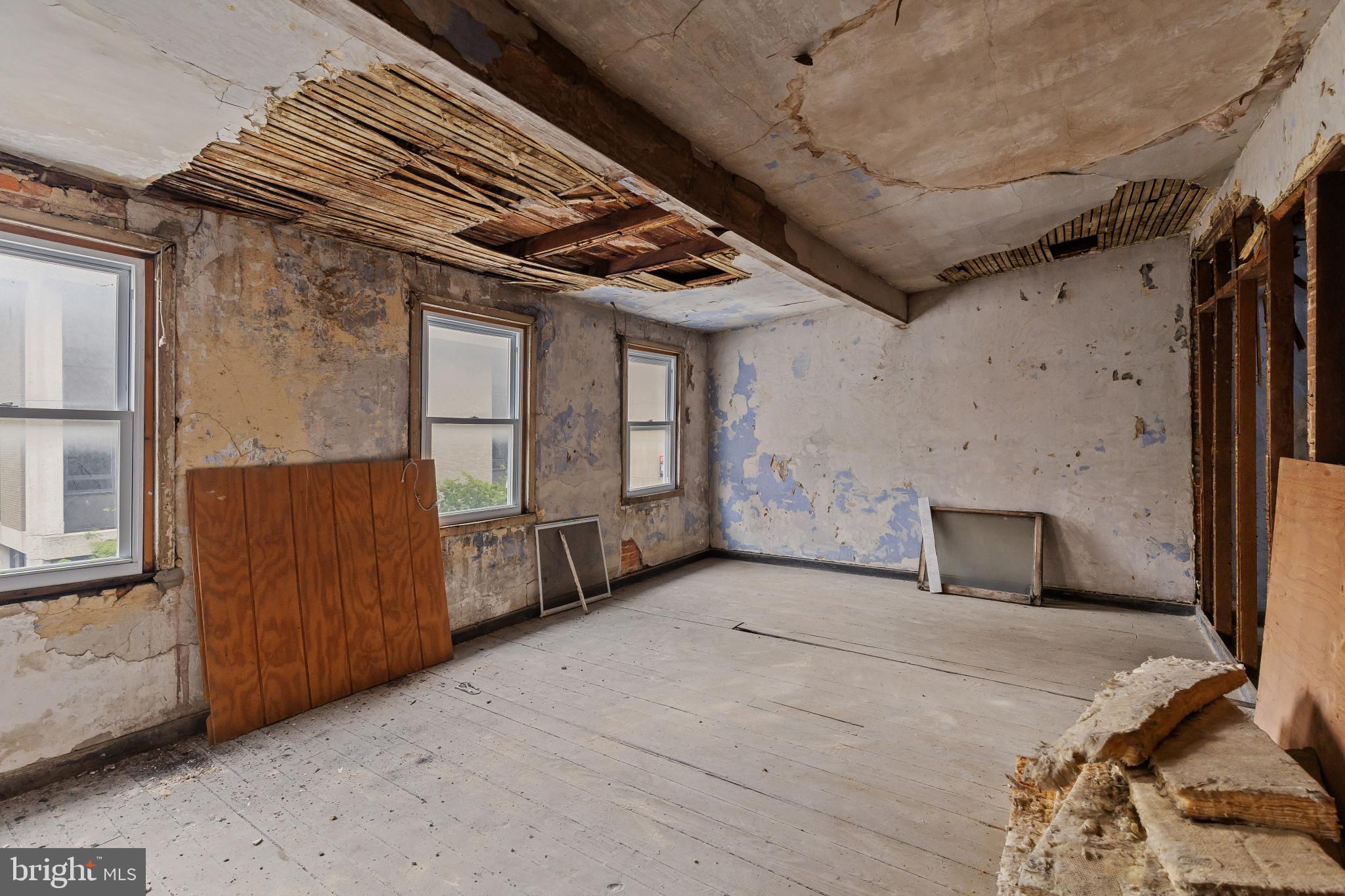 RIDGELY'S DELIGHT - Commercial Sale