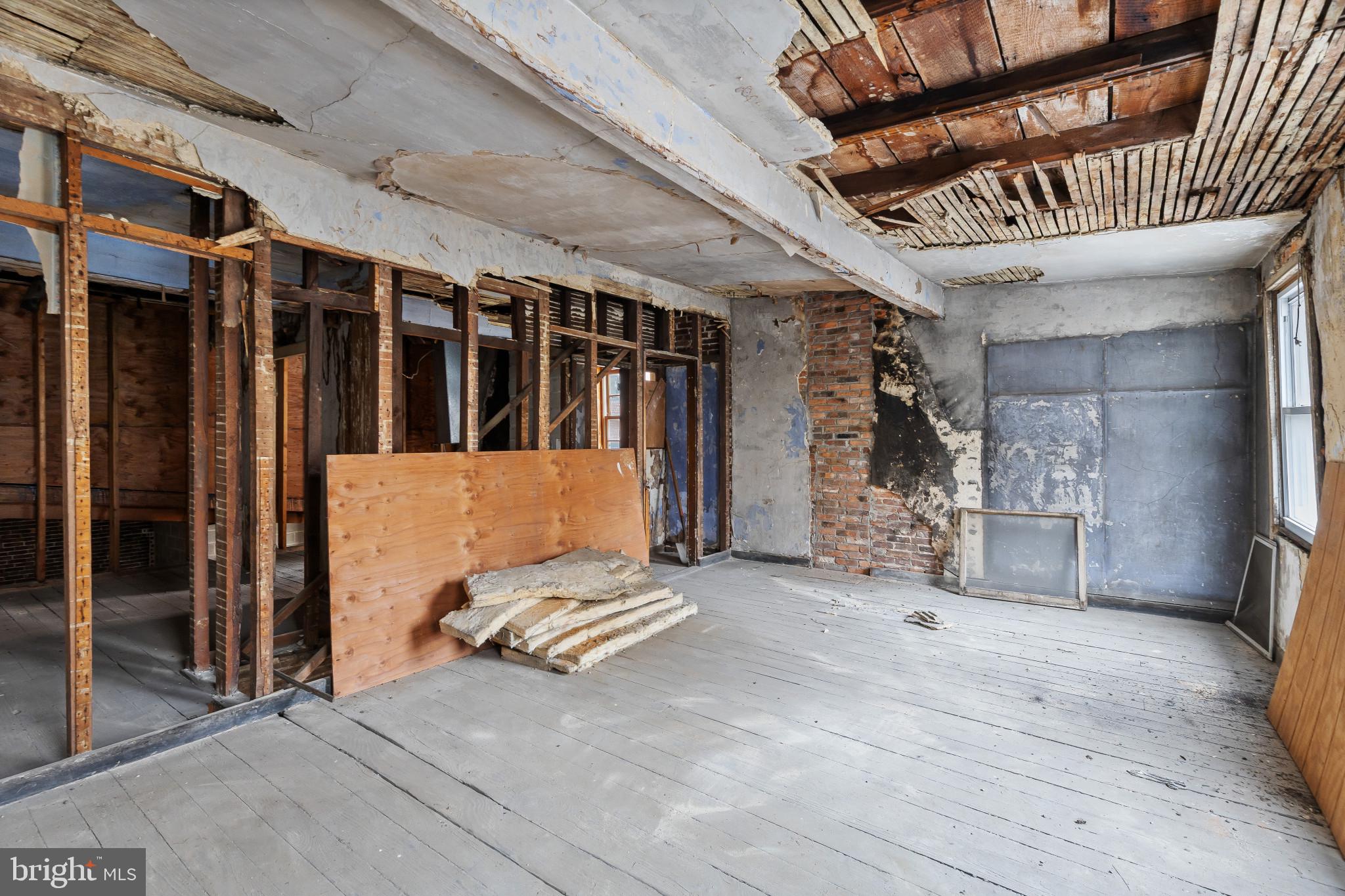 RIDGELY'S DELIGHT - Commercial Sale