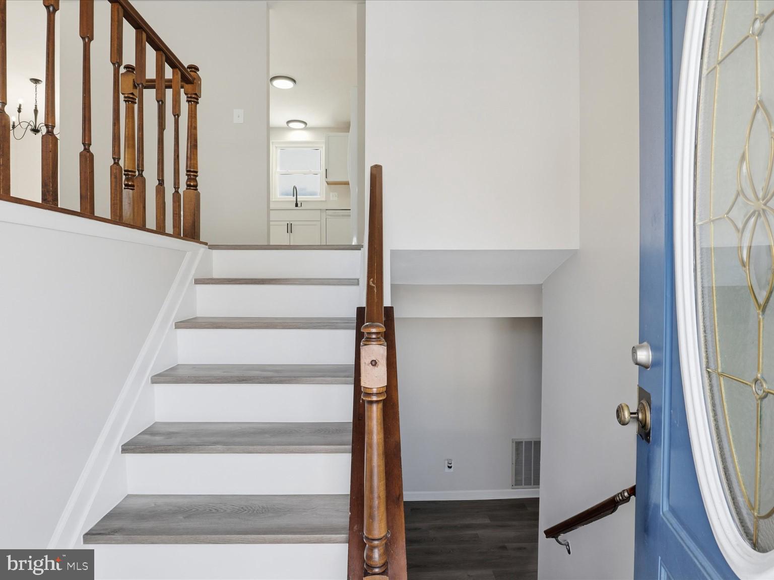 DEVONNE WOODS - Residential