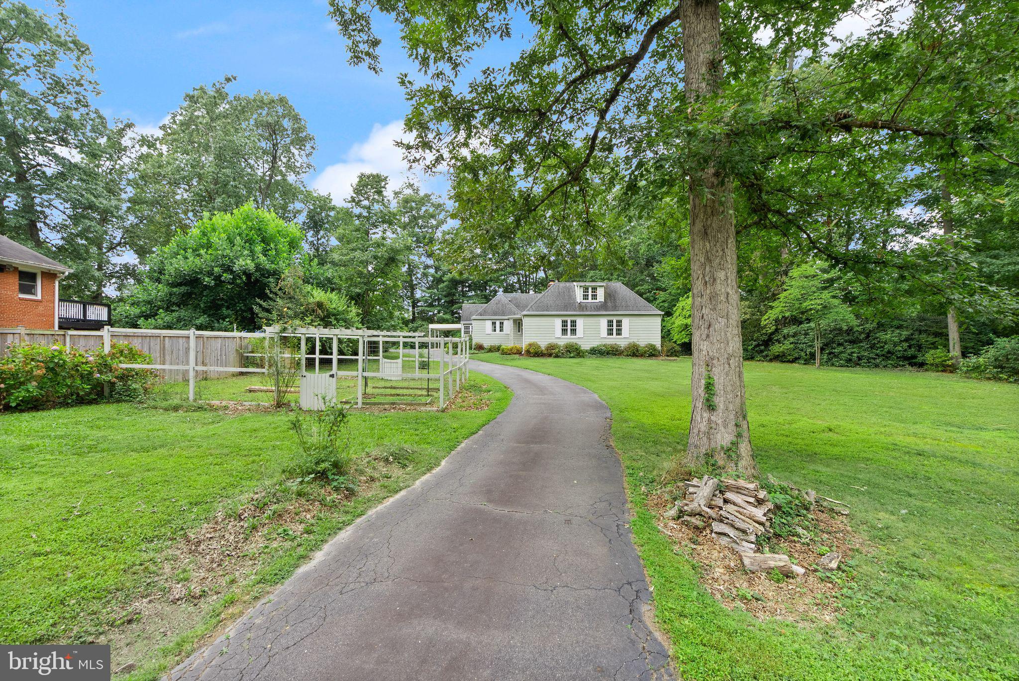 7551 MARSHALL DRIVE