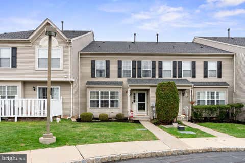 Condo For Sale - 1102 Cherry Wood Court #1102<br/> Chester County, PHOENIXVILLE, PA 19460