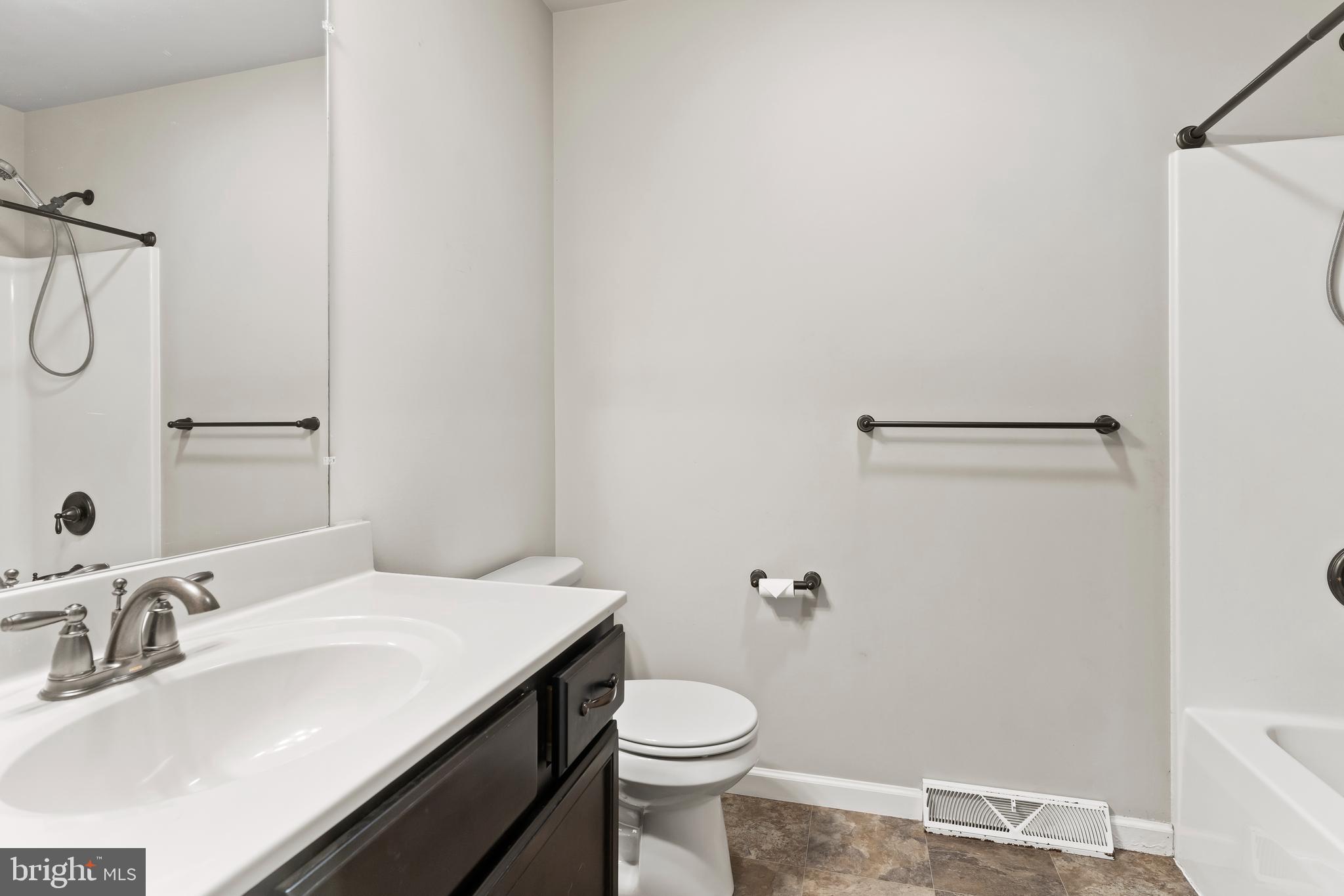 ORCHARD GLEN - Residential