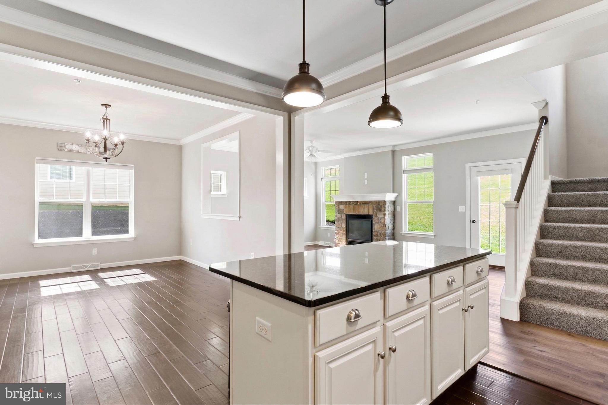 ORCHARD GLEN - Residential