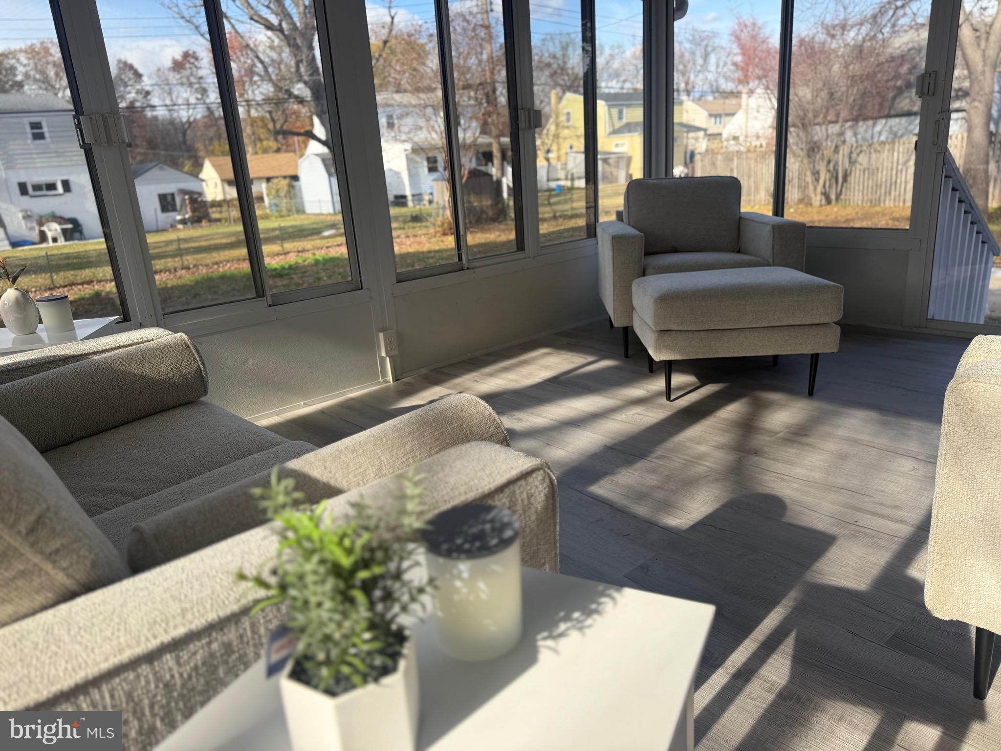 ROCKDALE - Residential