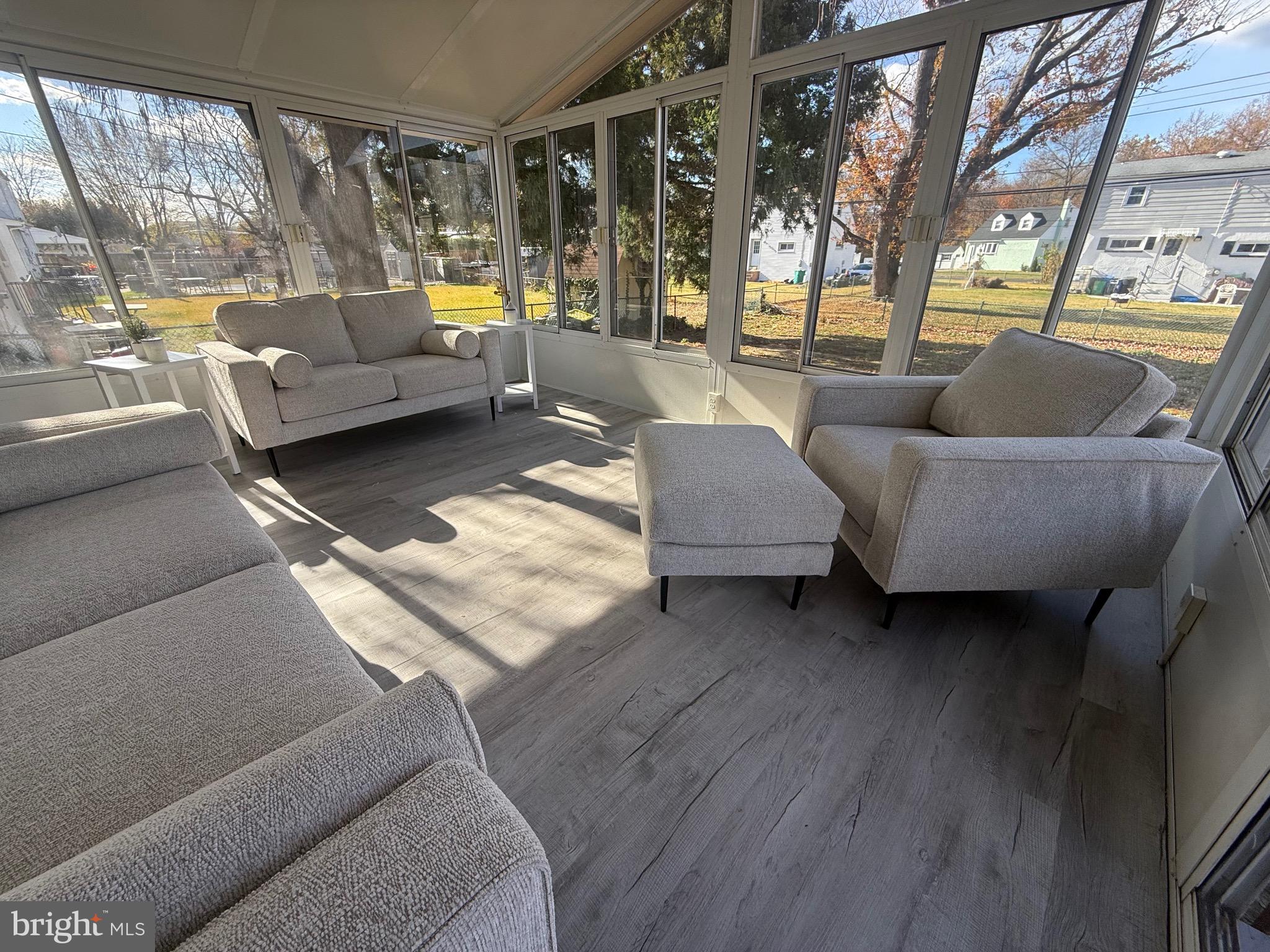 ROCKDALE - Residential