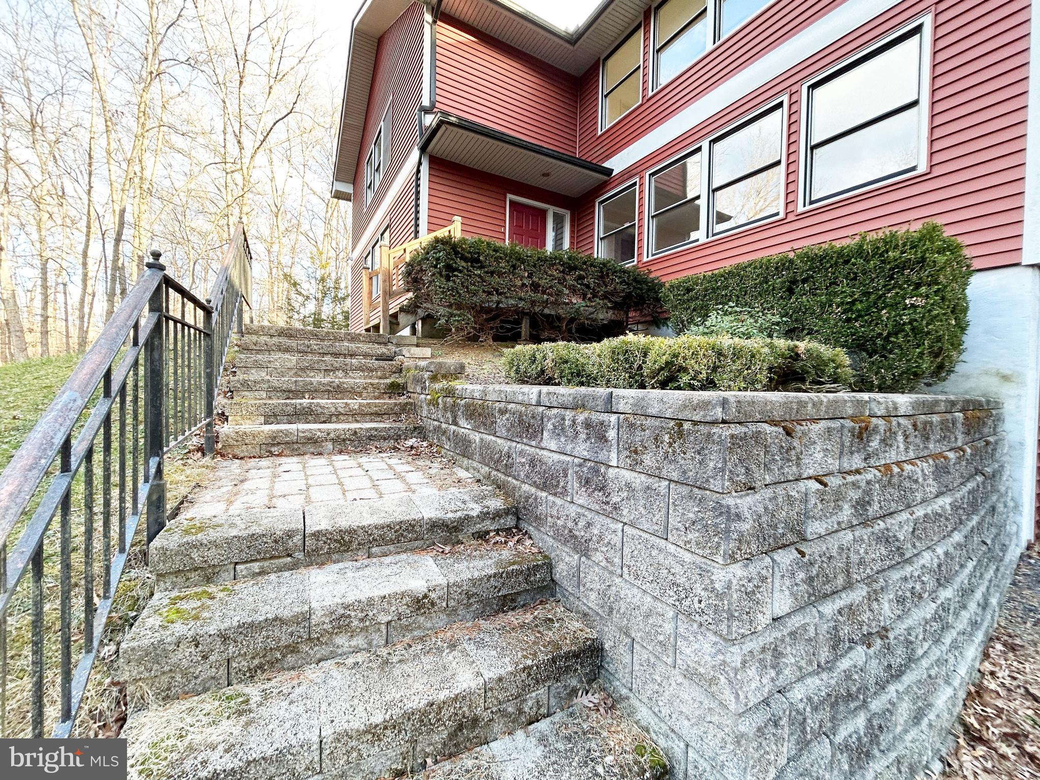 NONE, RURAL - Residential