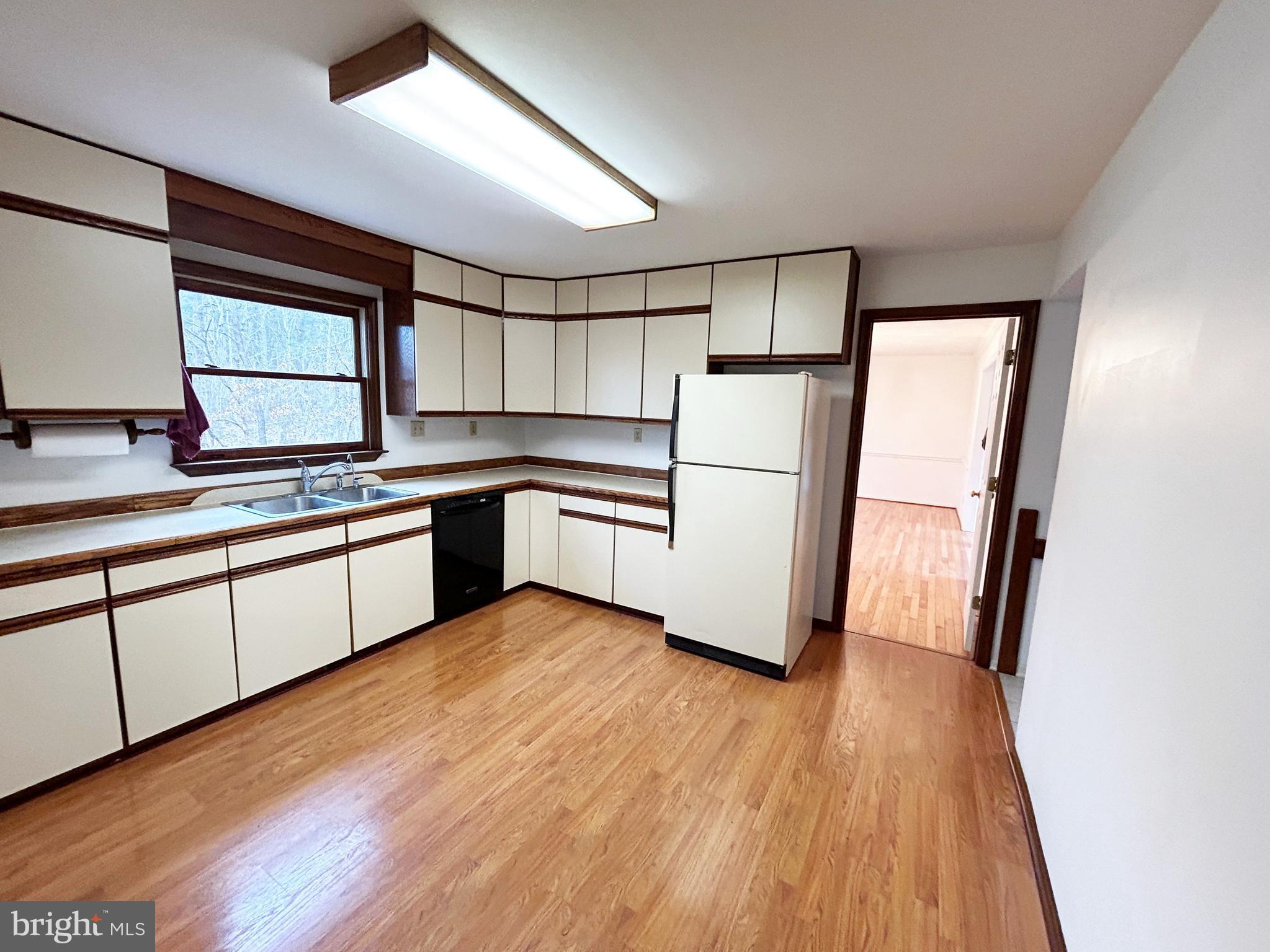 NONE, RURAL - Residential