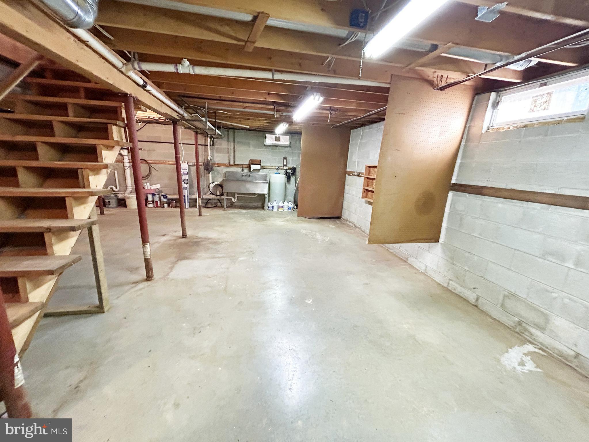 NONE, RURAL - Residential