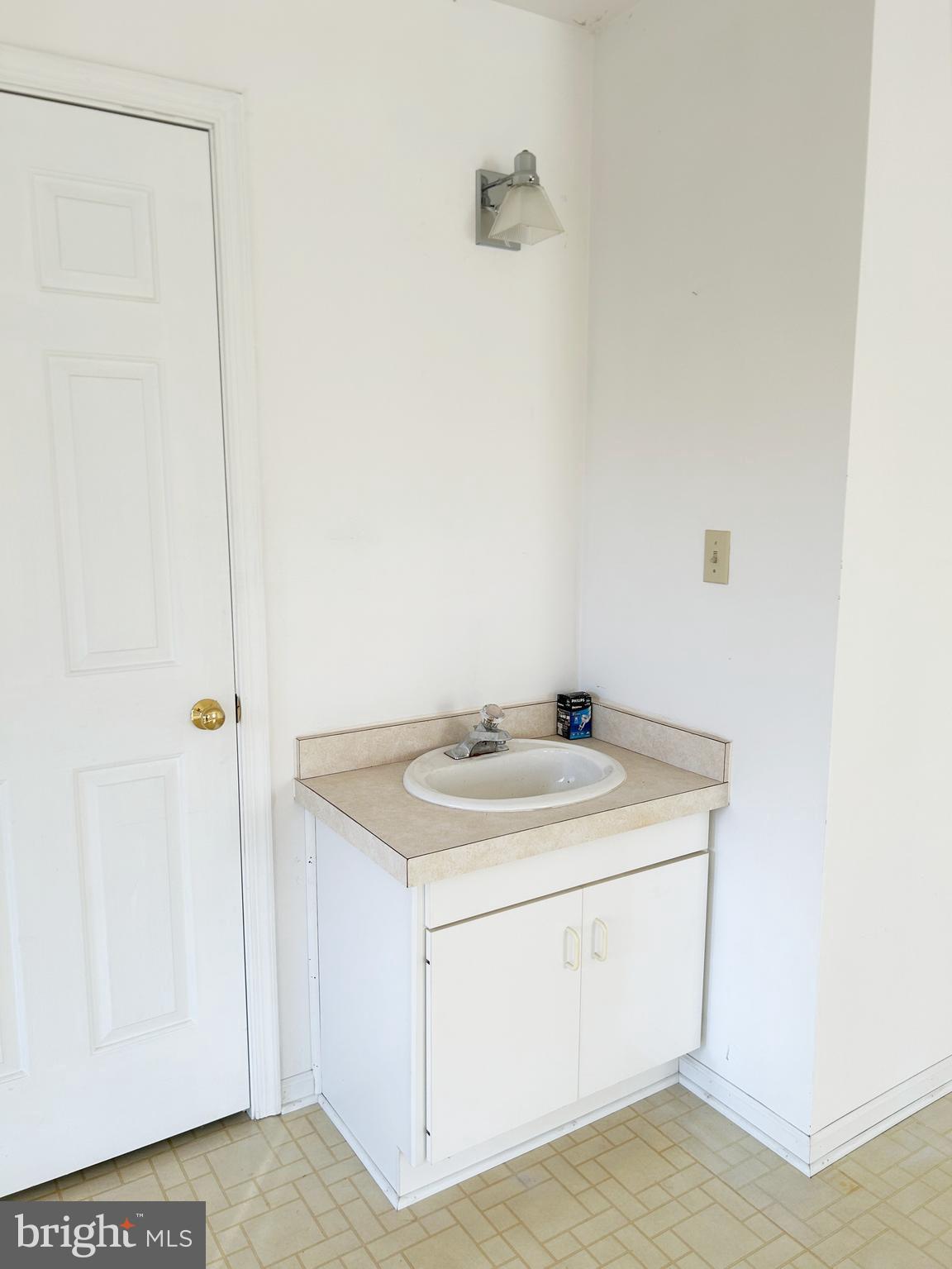 NONE, RURAL - Residential