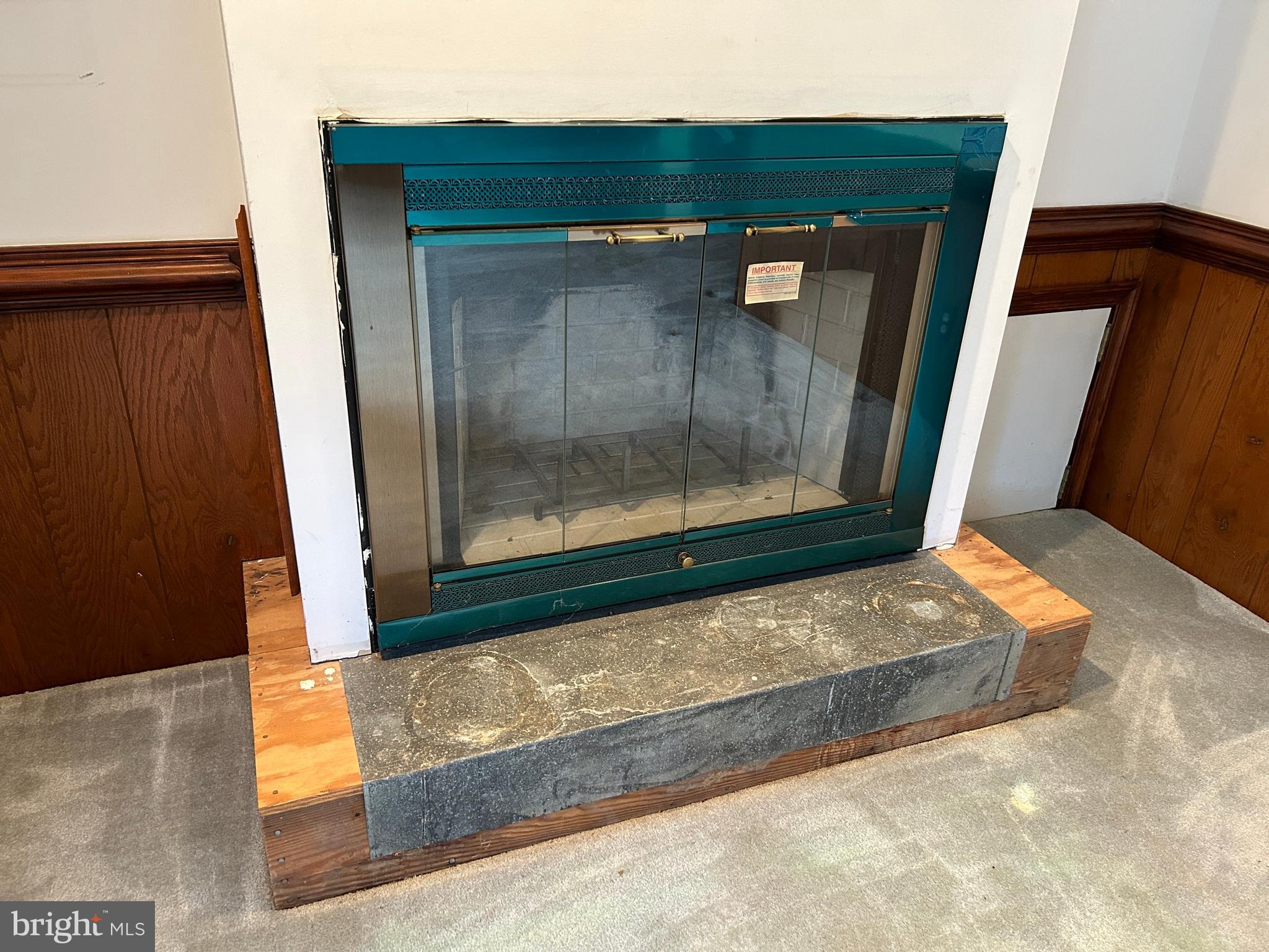 NONE, RURAL - Residential