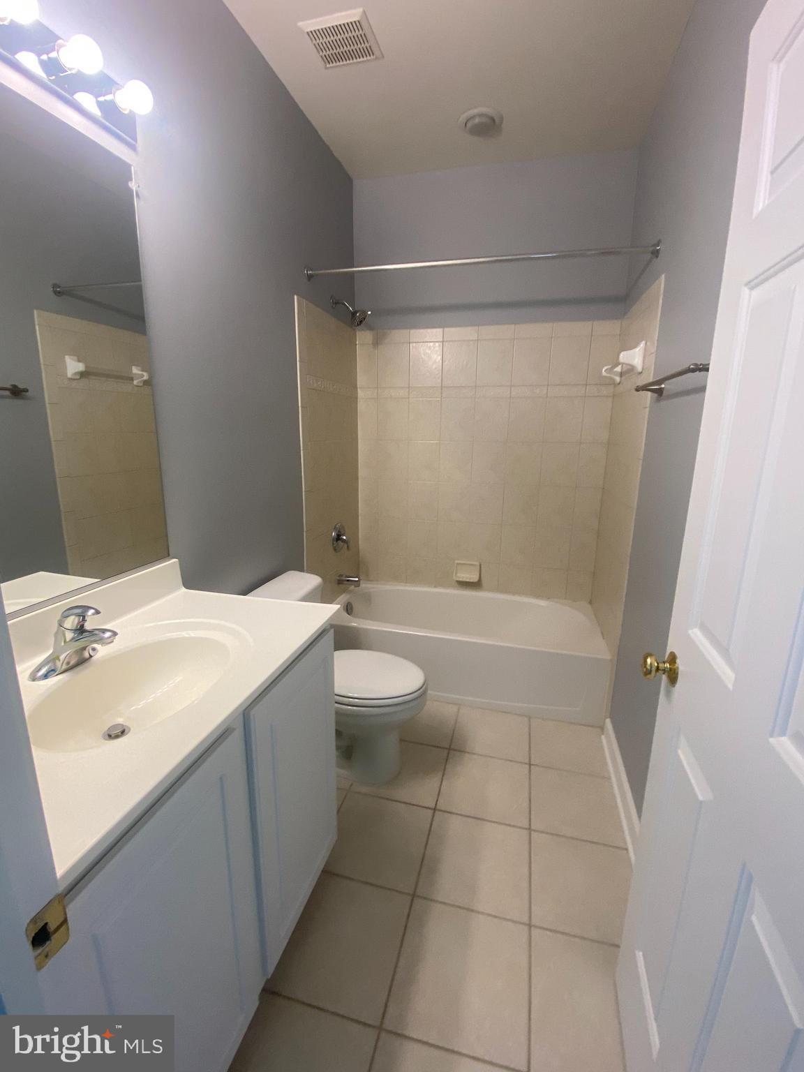 MULBERRY STATION - Residential Lease