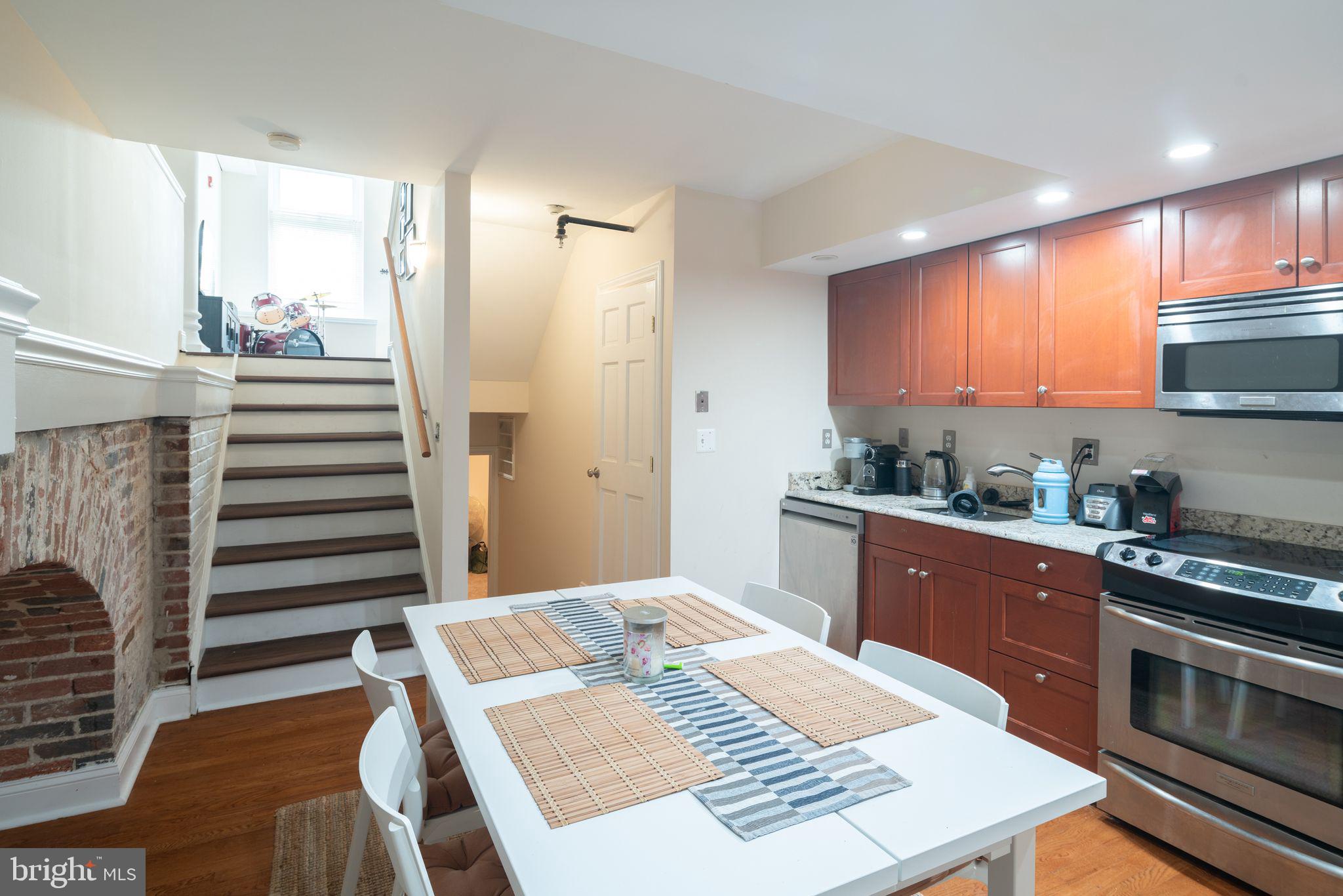 OLD CITY - Residential Lease