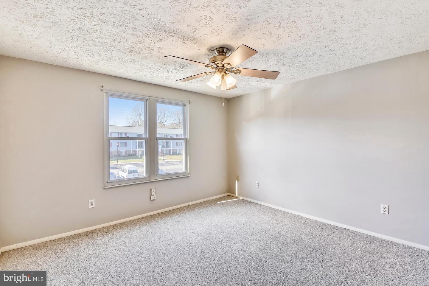 CHESTERFIELD GARDEN CONDOMINIUM - Residential Lease