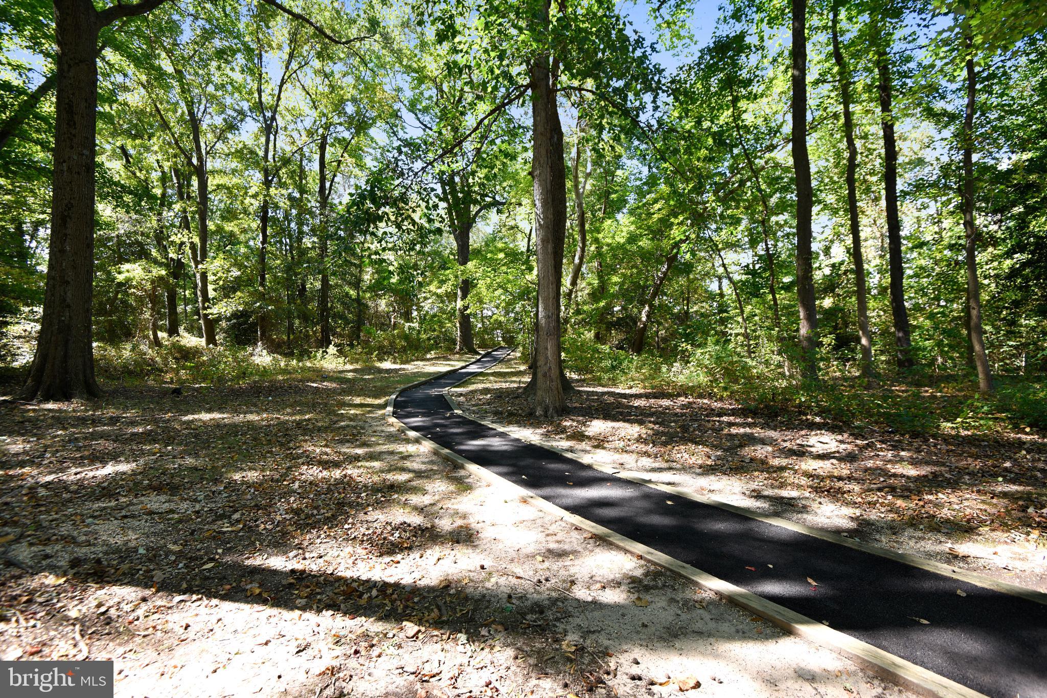 CHESTERFIELD GARDEN CONDOMINIUM - Residential Lease