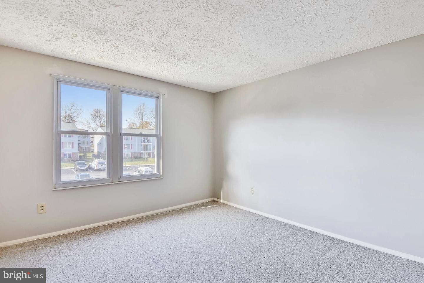 CHESTERFIELD GARDEN CONDOMINIUM - Residential Lease