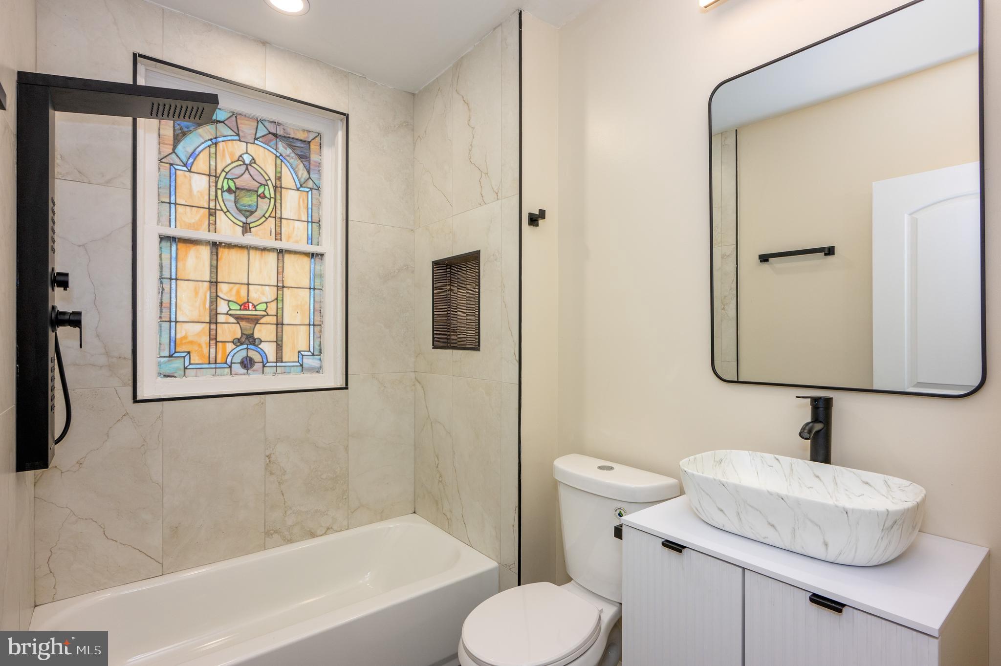 ASHBURTON HISTORIC DISTRICT - Residential