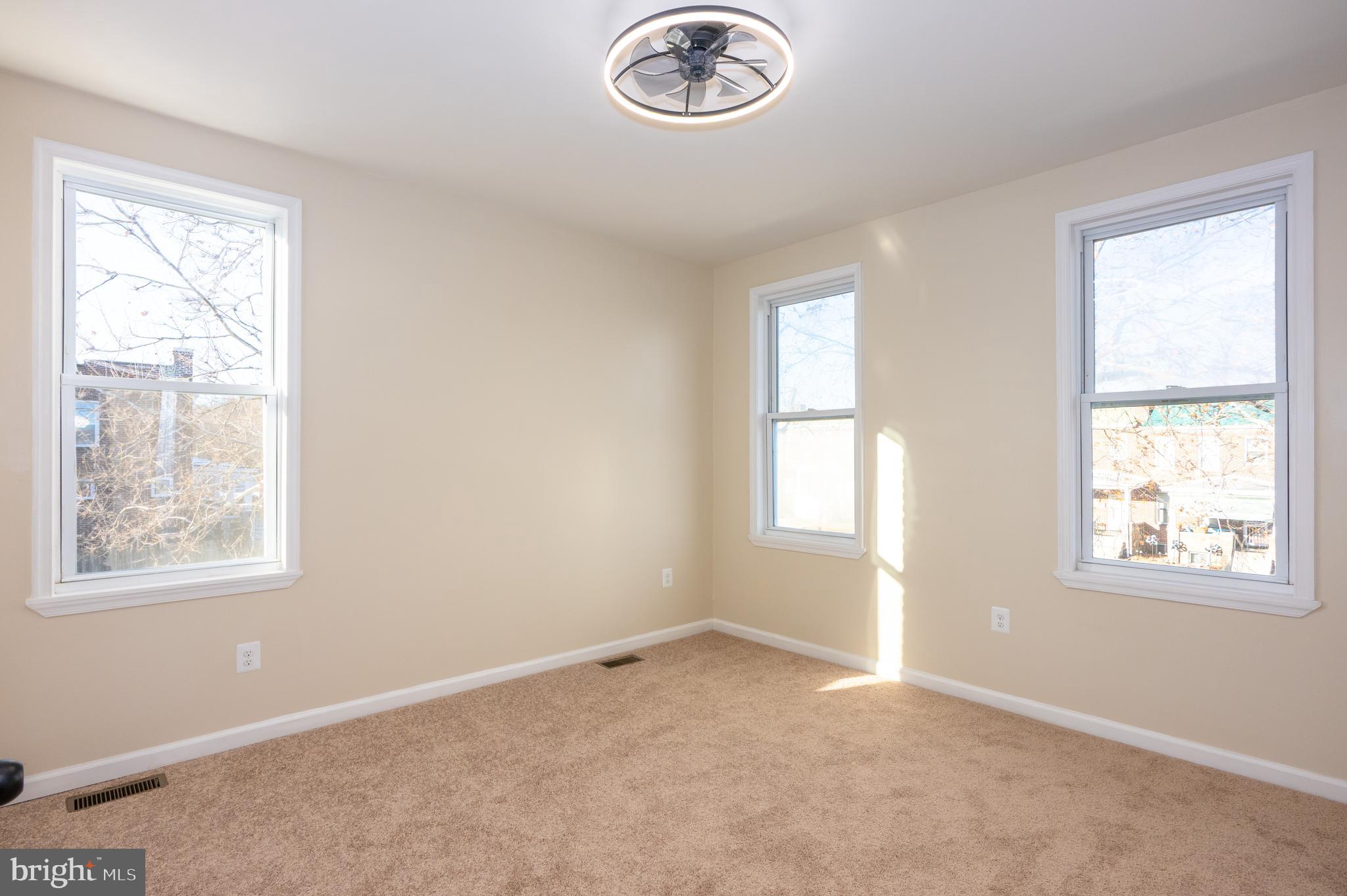 ASHBURTON HISTORIC DISTRICT - Residential