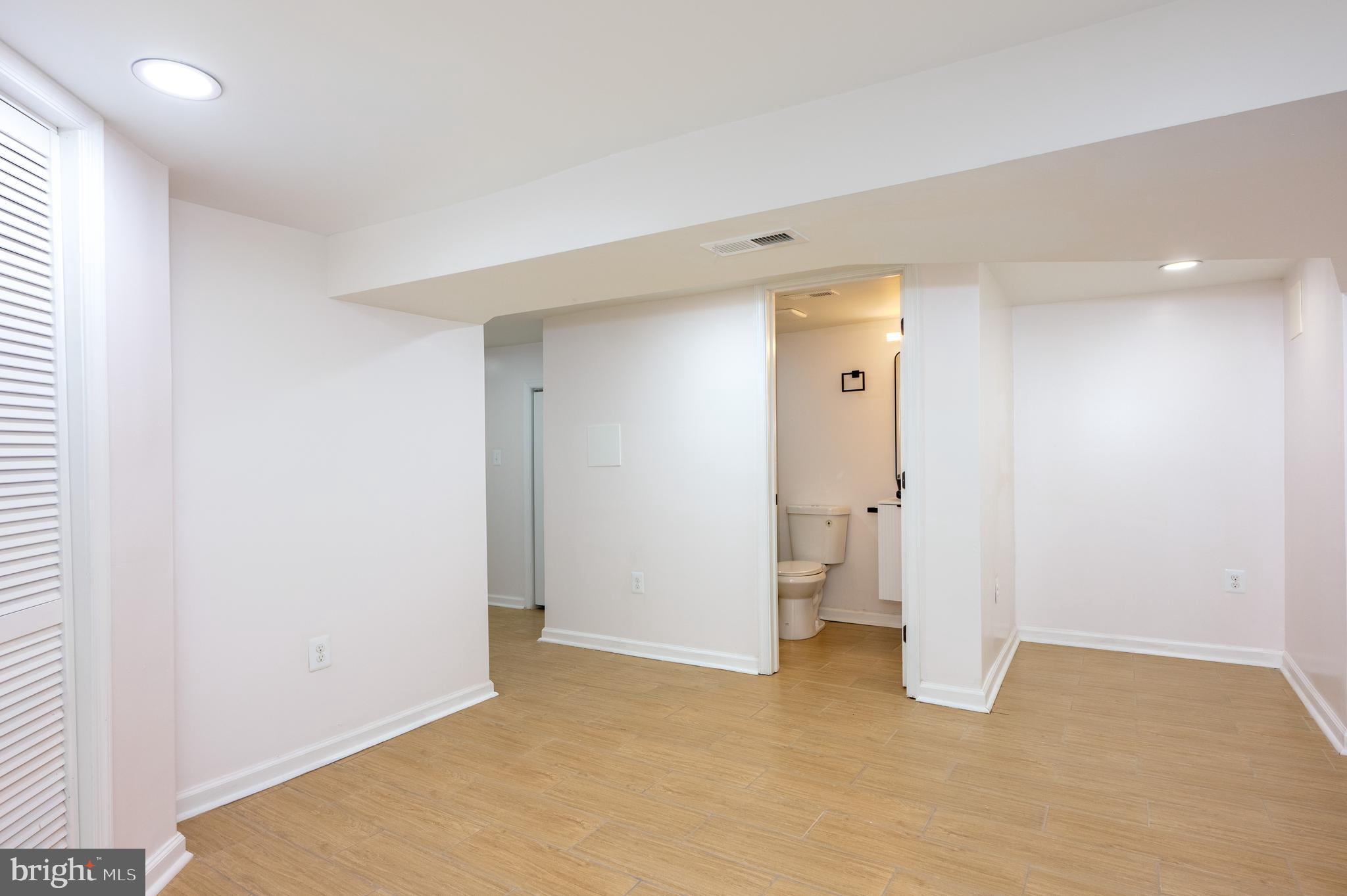 ASHBURTON HISTORIC DISTRICT - Residential