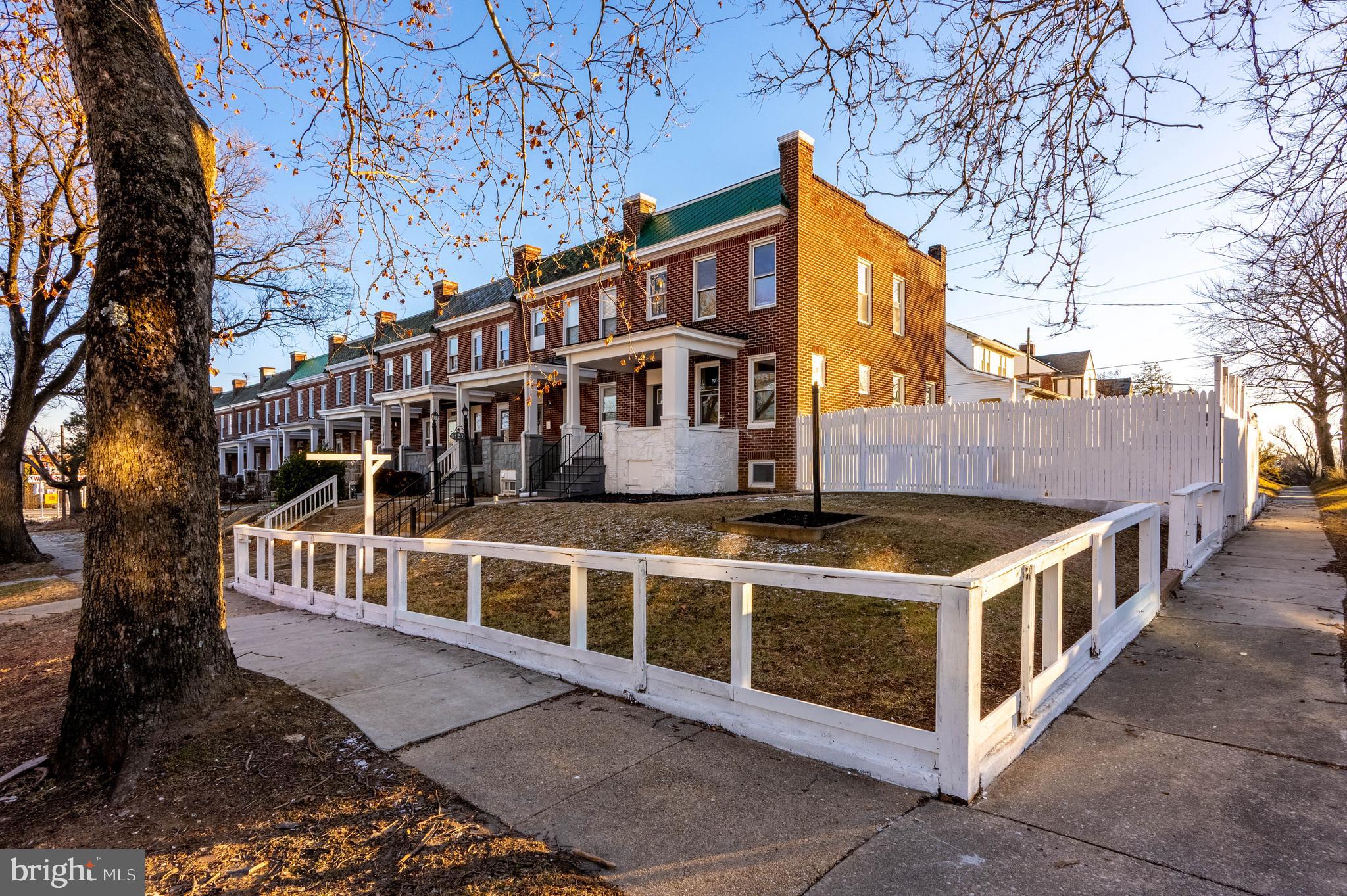 ASHBURTON HISTORIC DISTRICT - Residential