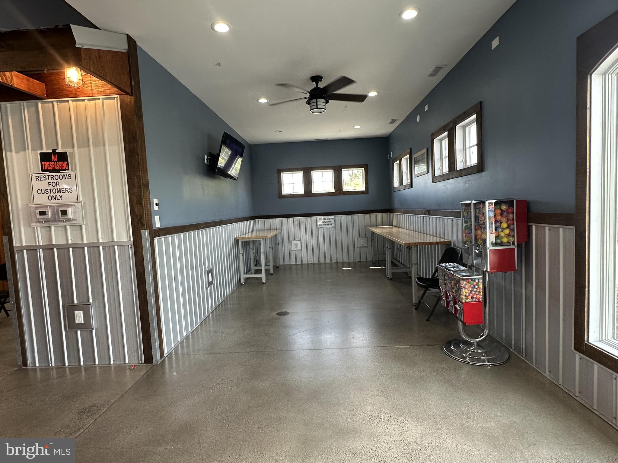12842 OCEAN GATEWAY