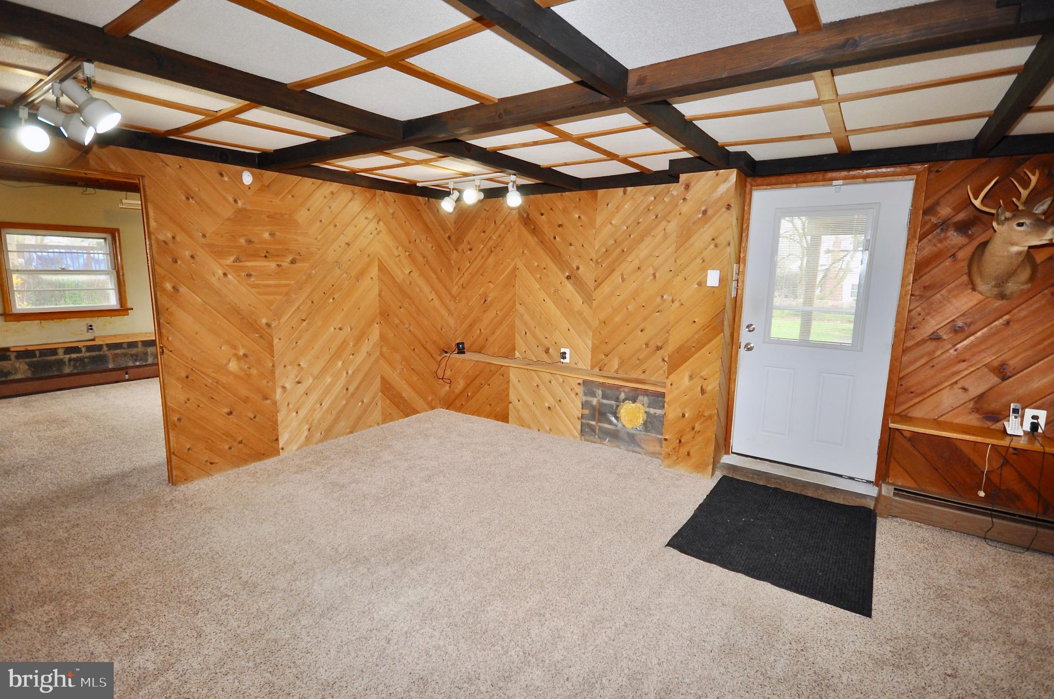 NEWPORTVILLE - Residential