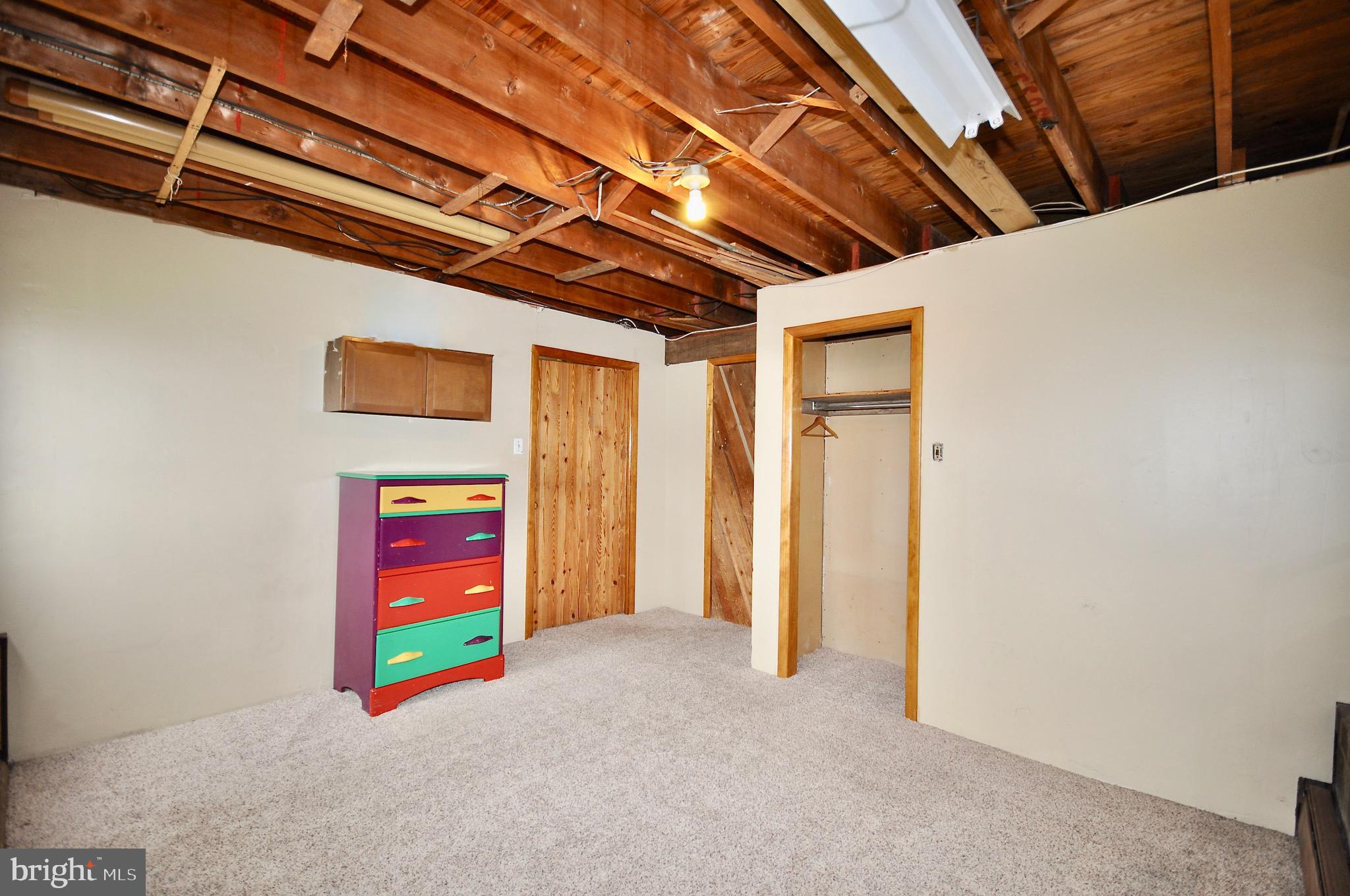 NEWPORTVILLE - Residential