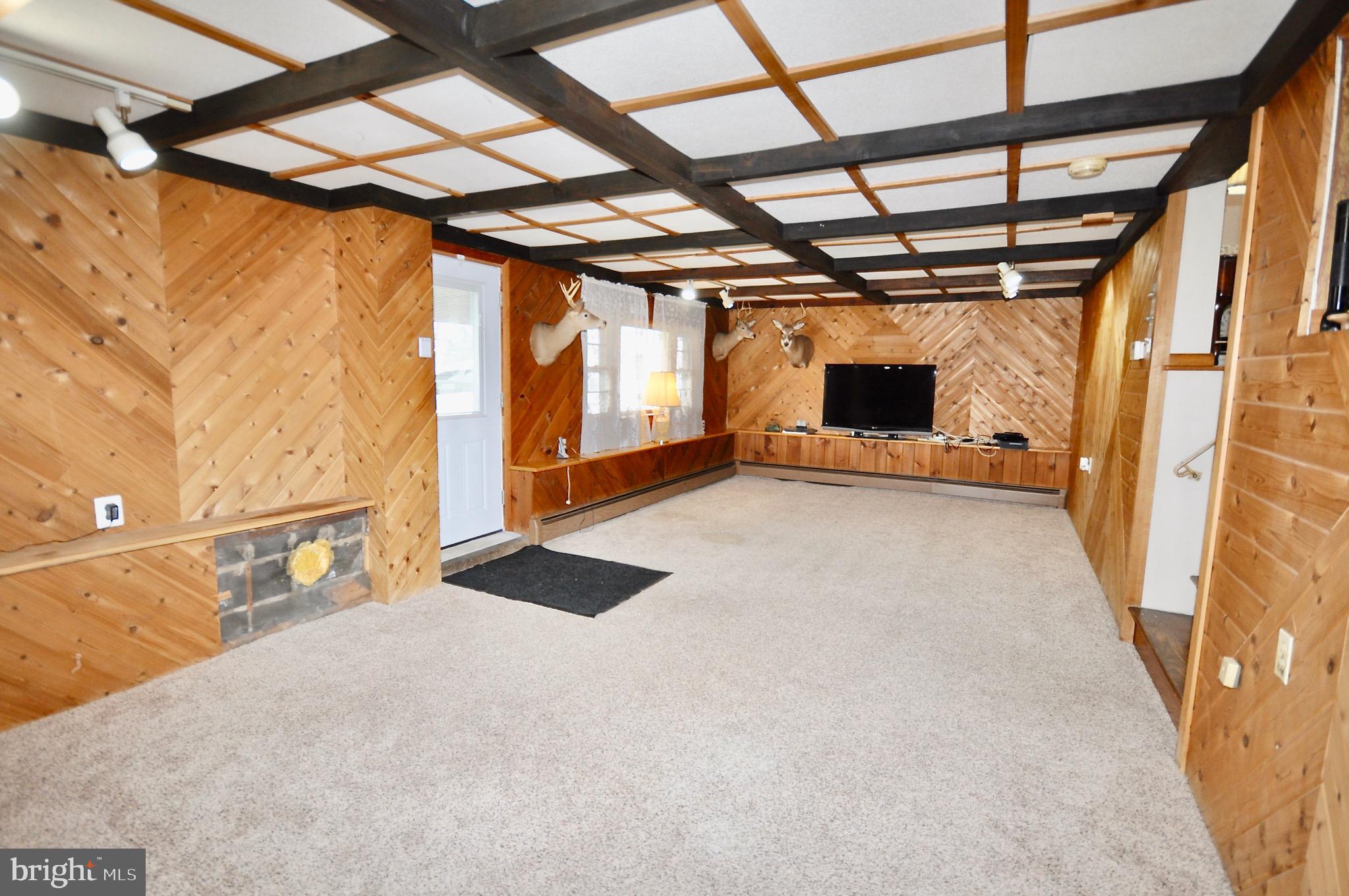 NEWPORTVILLE - Residential