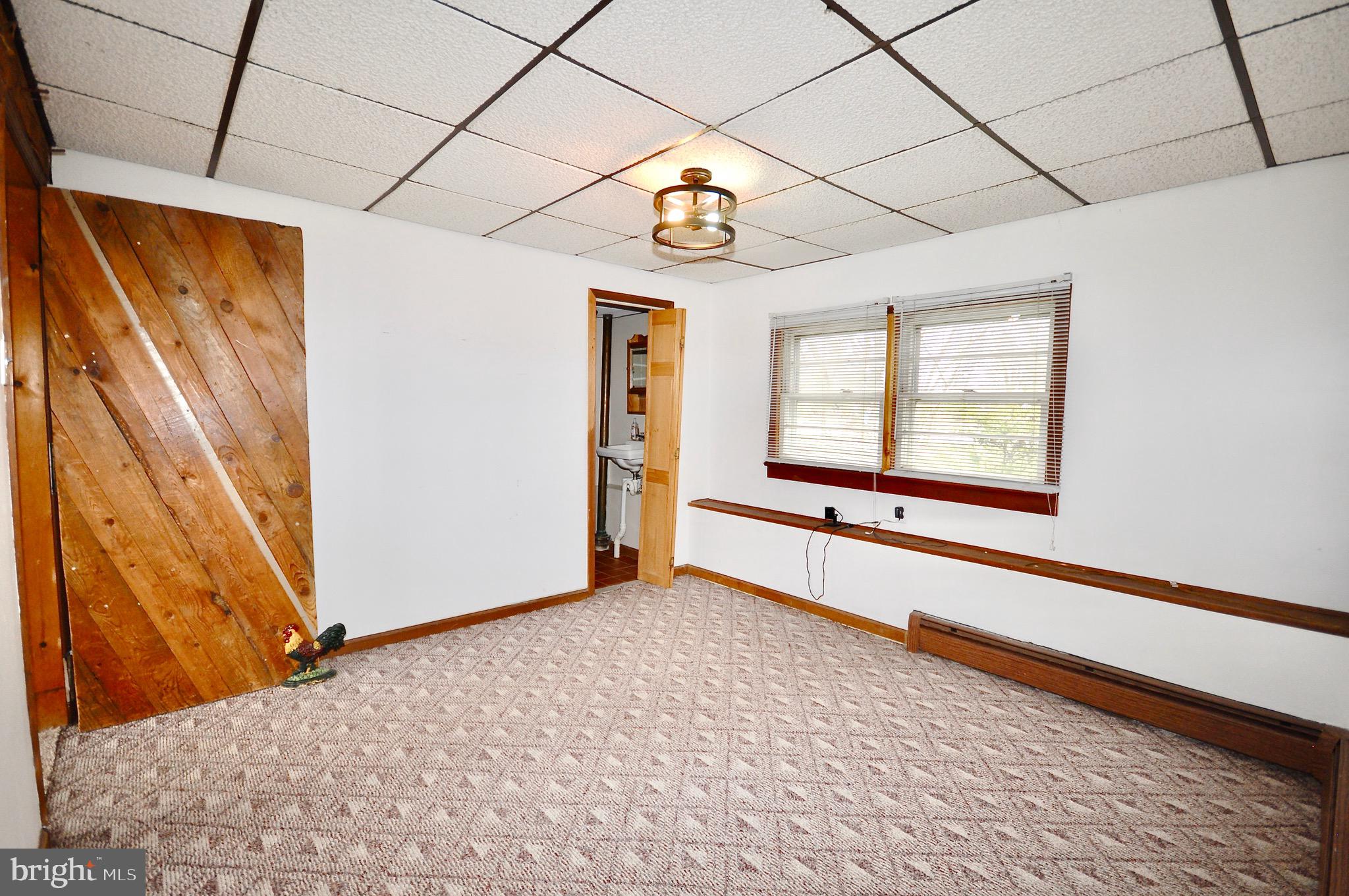 NEWPORTVILLE - Residential